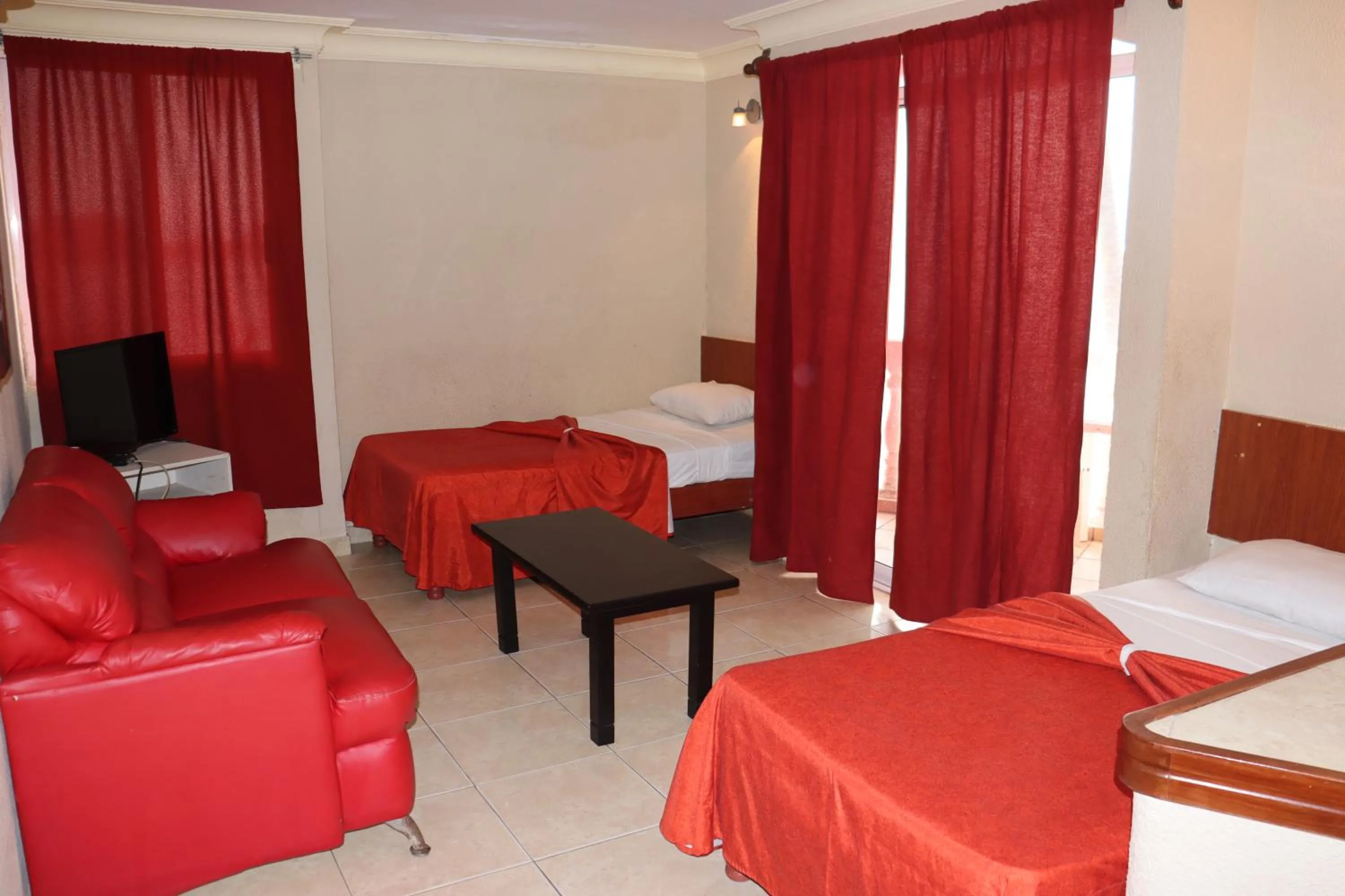 Bed in Hacienda Blue Bay