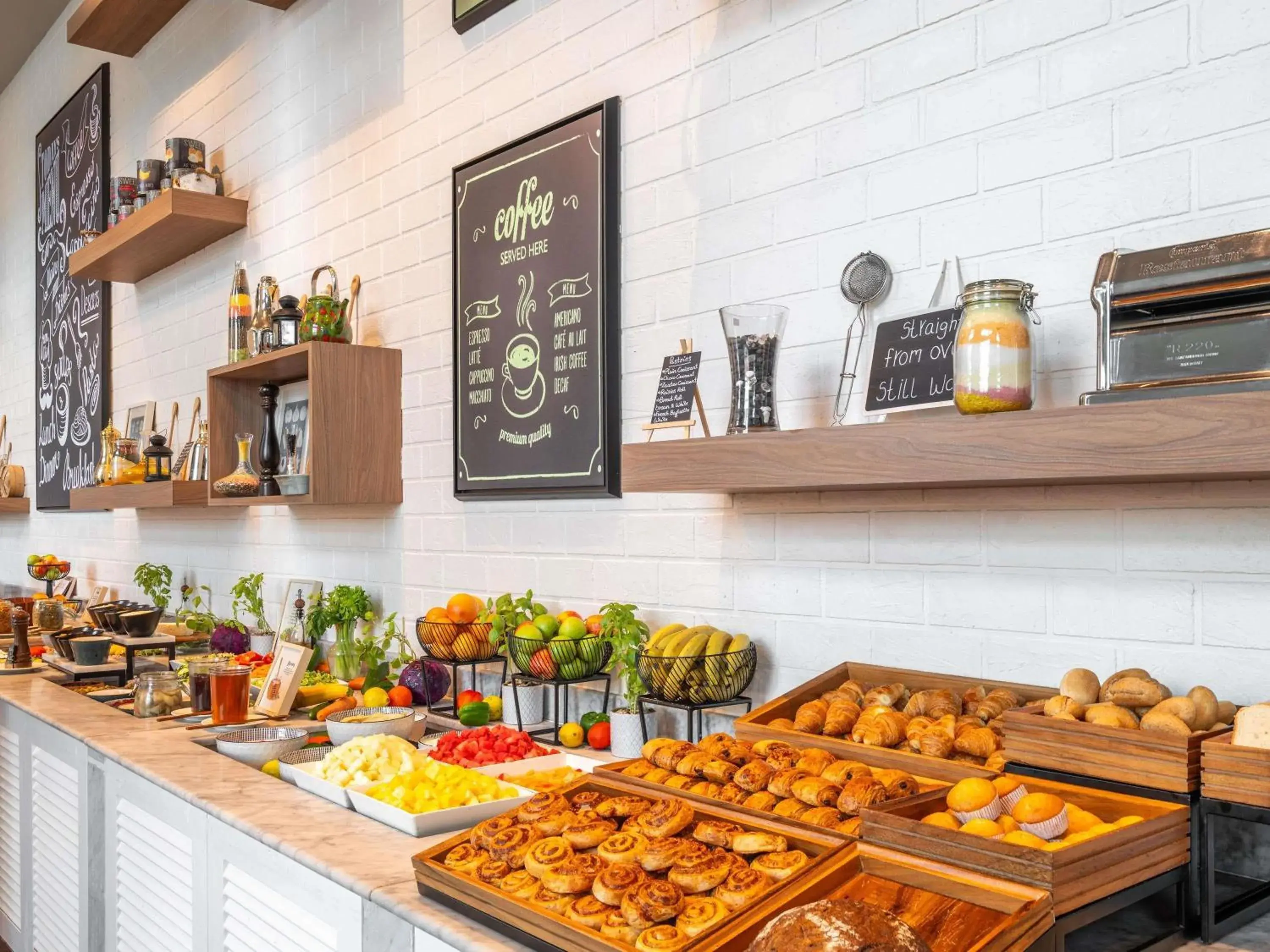 Restaurant/places to eat in Ibis Styles Dragon Mart Dubai Restaurant/places to eat in Ibis Styles Dragon Mart Dubai