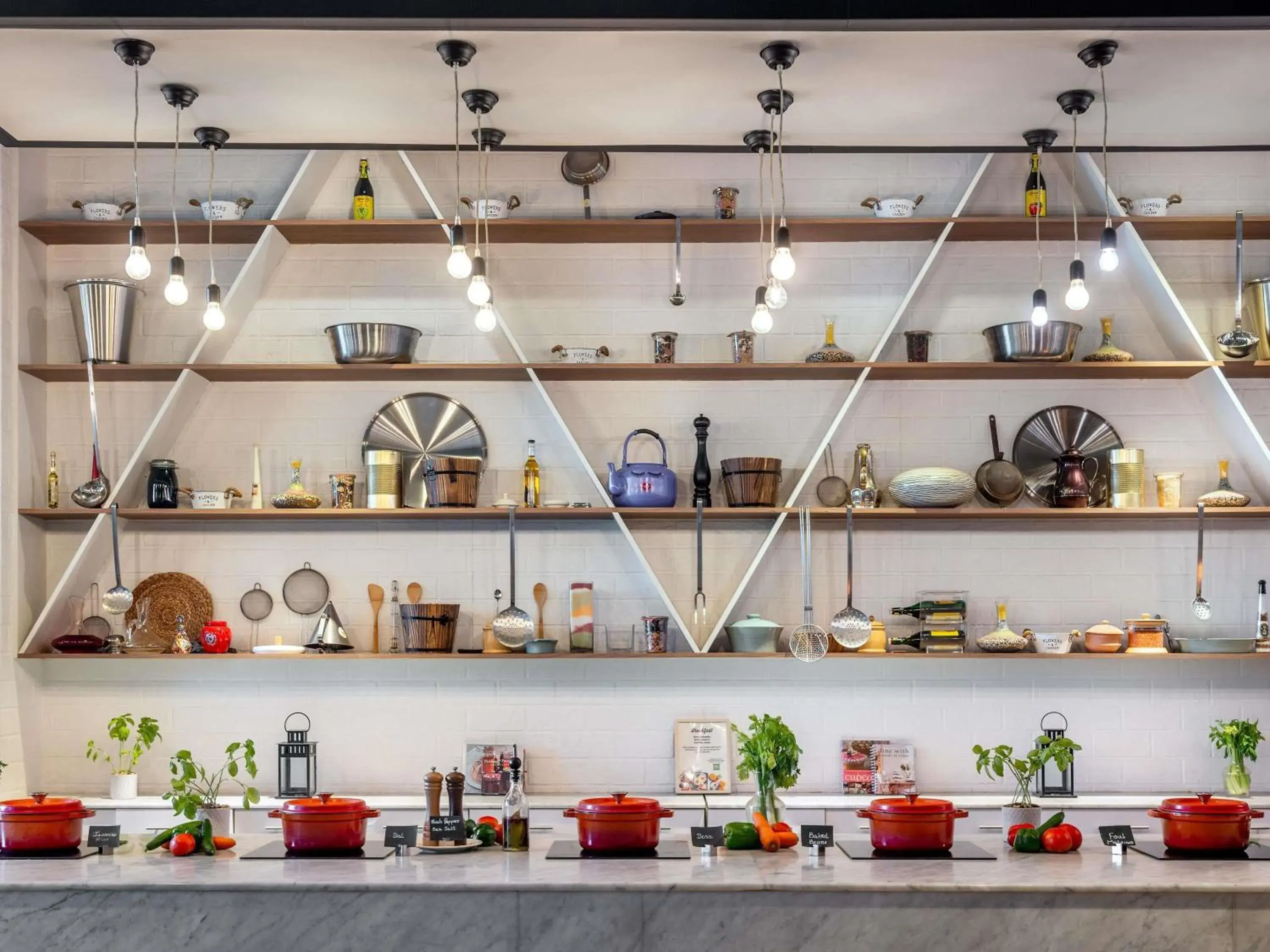 Restaurant/places to eat in Ibis Styles Dragon Mart Dubai Restaurant/places to eat in Ibis Styles Dragon Mart Dubai