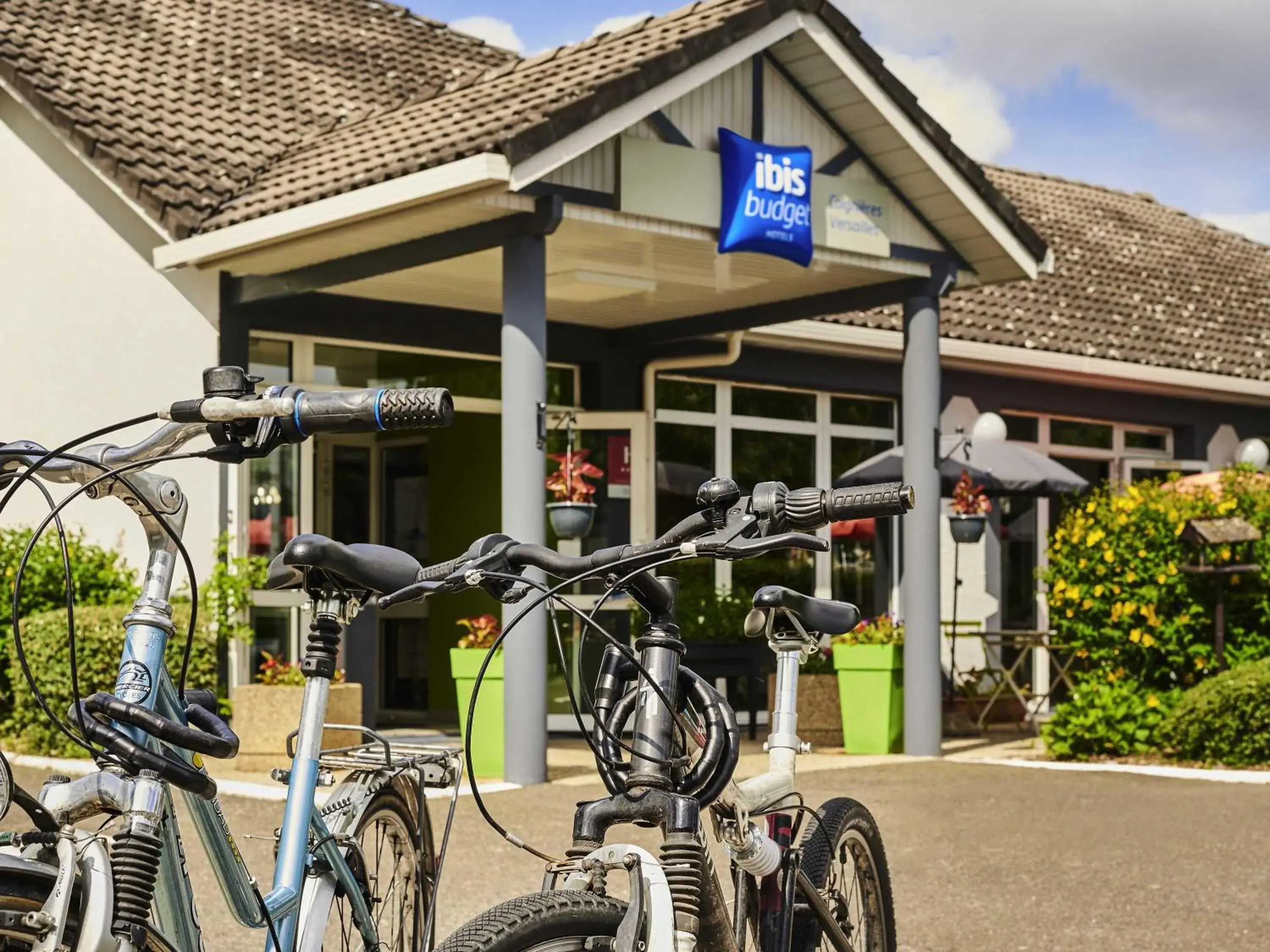 Property building in Ibis Budget Versailles Coignieres Property building in Ibis Budget Versailles Coignieres