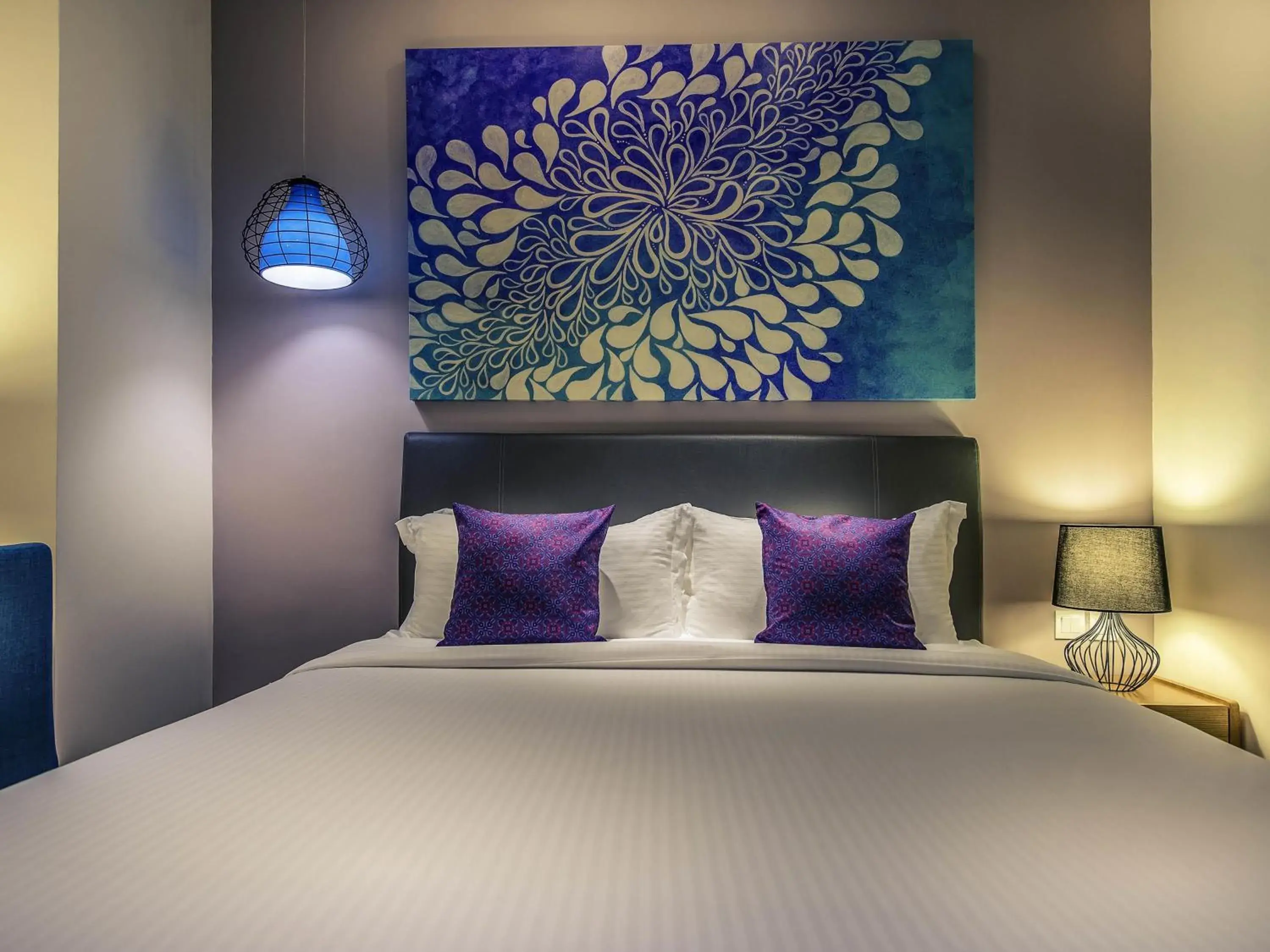 Bedroom, Bed in Mercure Kota Kinabalu City Centre Bedroom, Bed in Mercure Kota Kinabalu City Centre