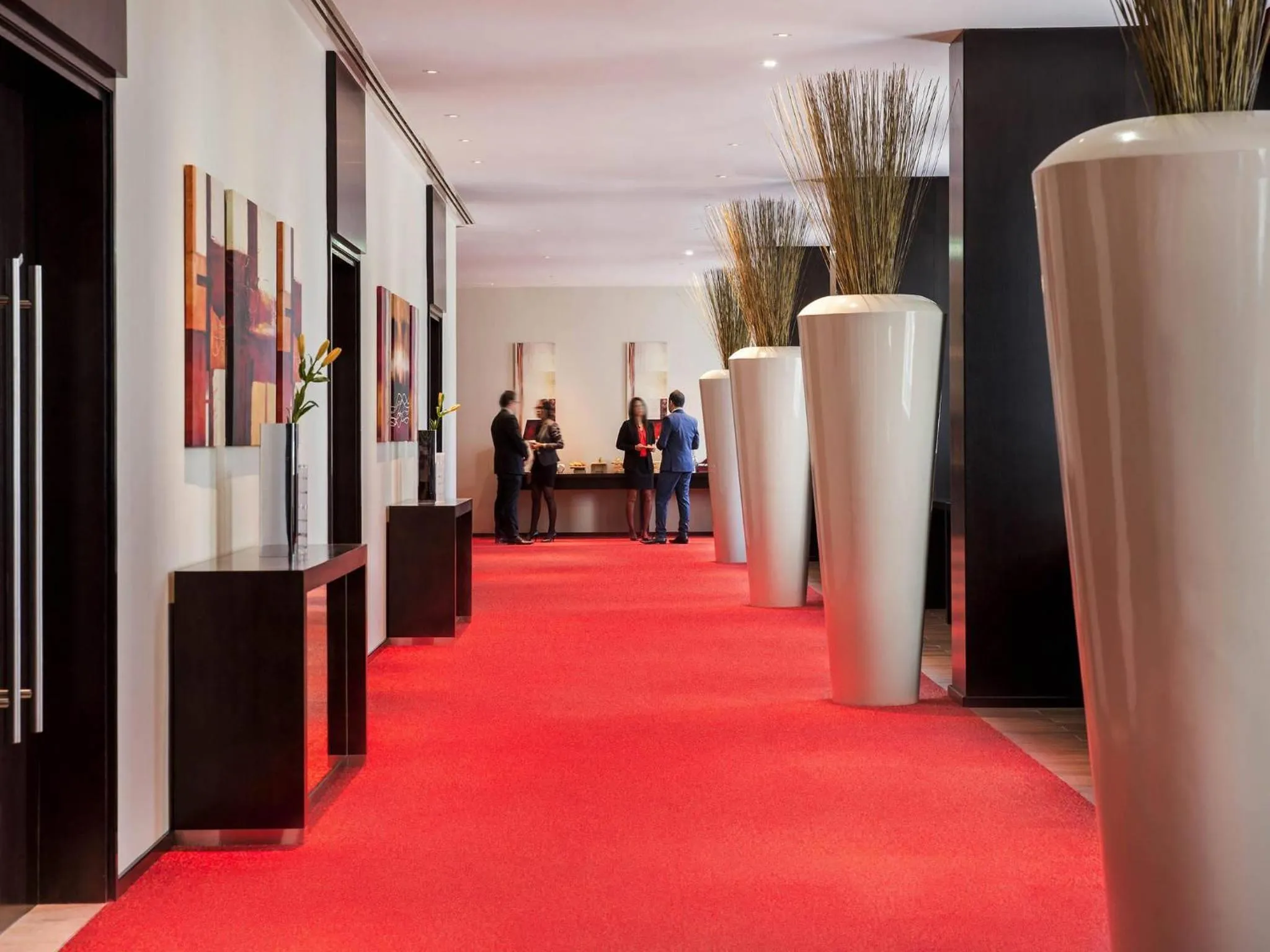 Meeting/conference room in ibis Dubai One Central