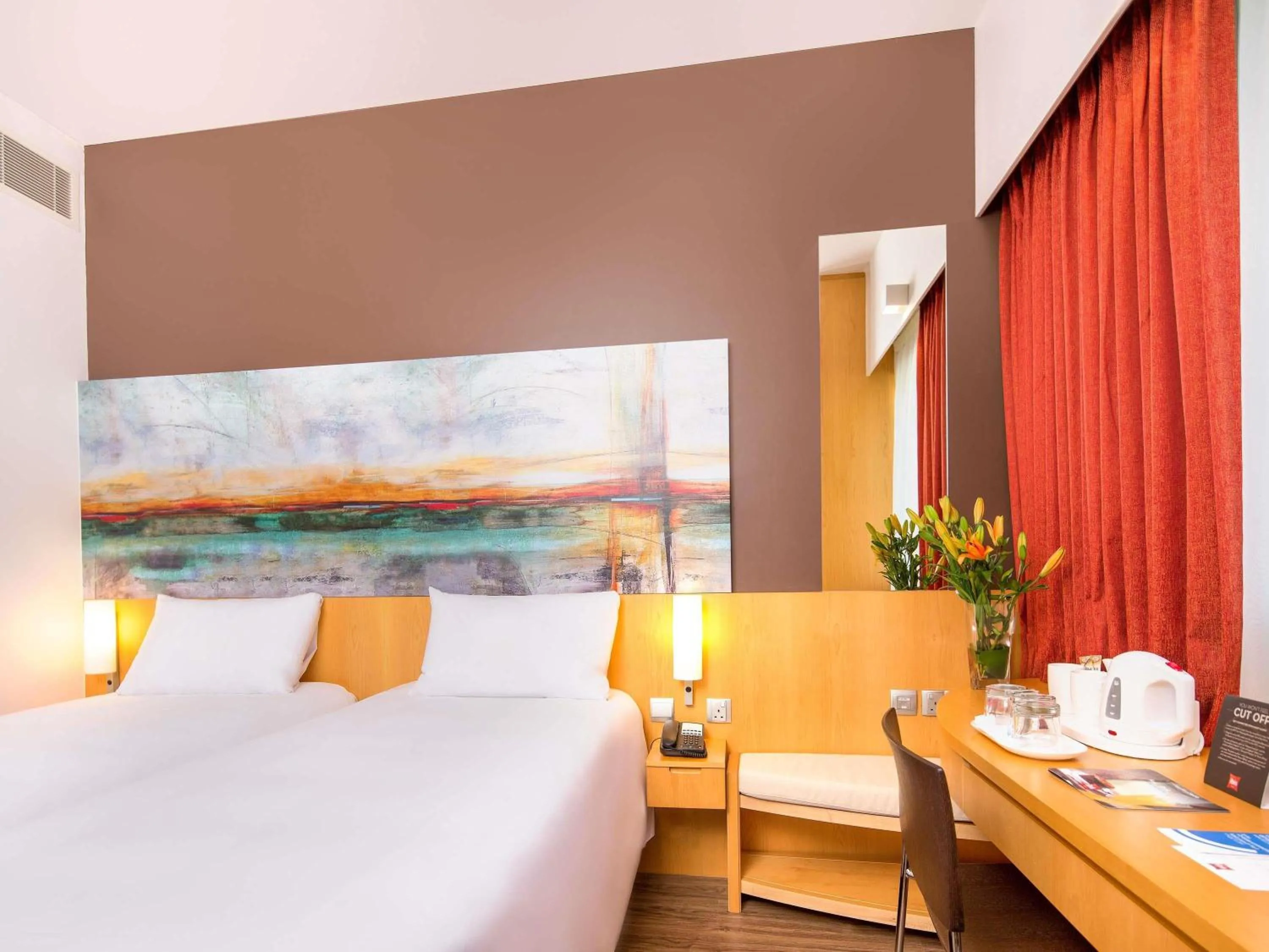 Bedroom, Bed in ibis Dubai One Central