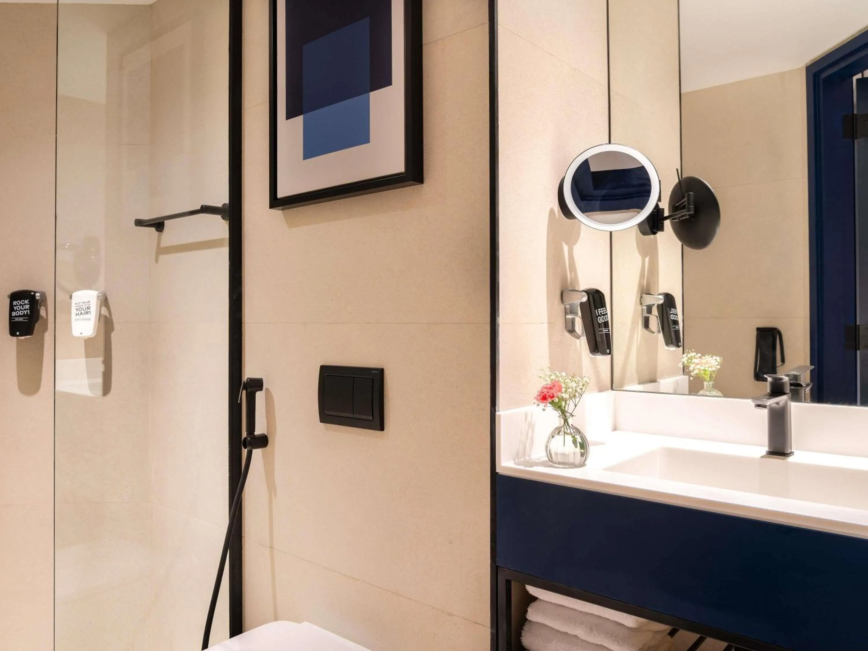 Bedroom in ibis Dubai One Central