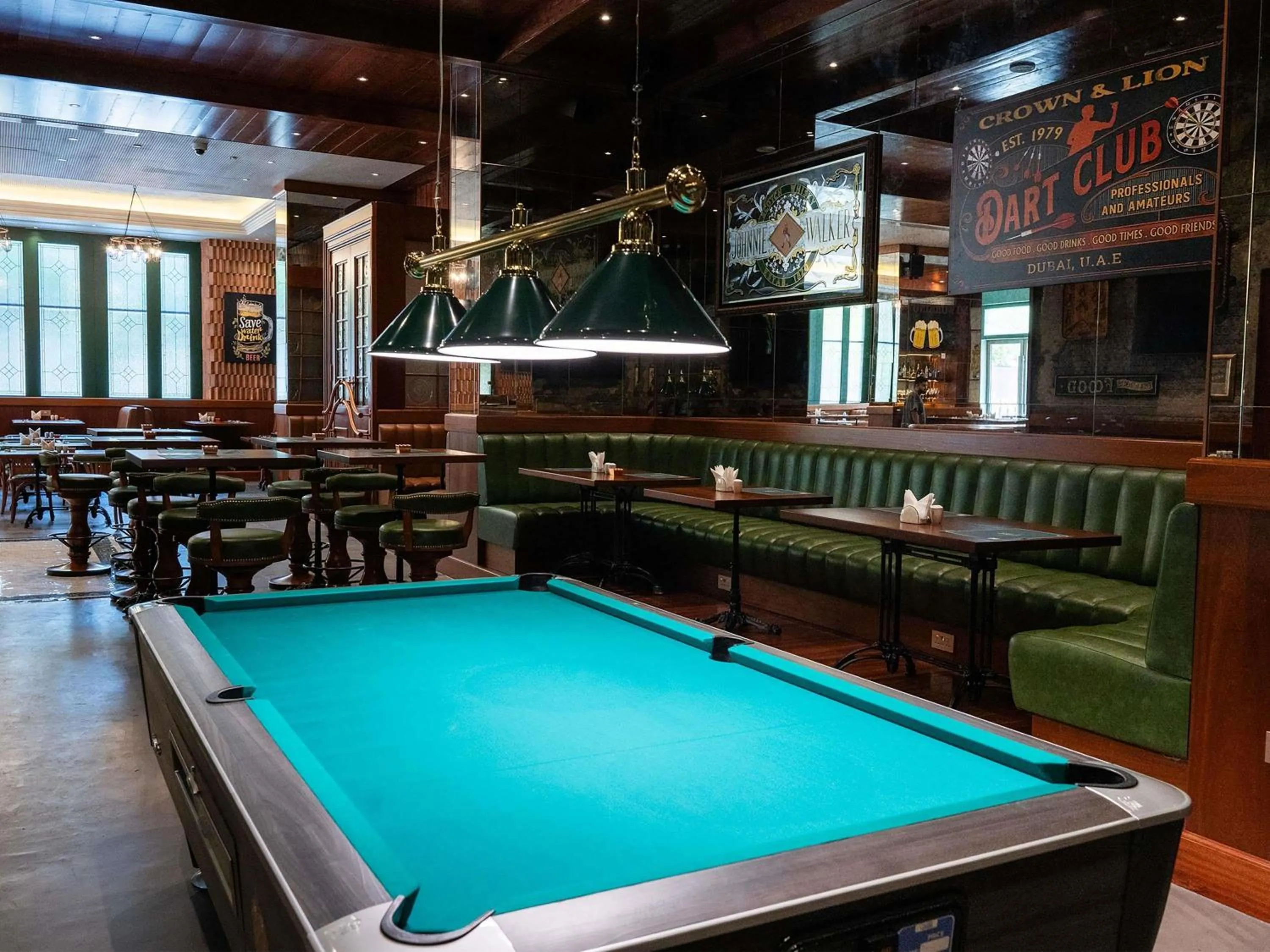 Lounge or bar in ibis Dubai One Central