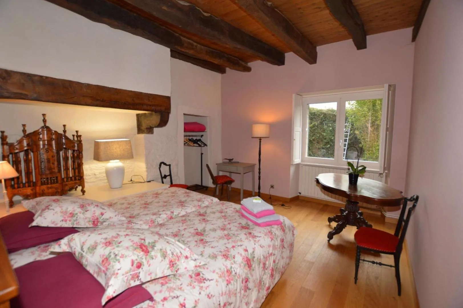 Photo of the whole room, Bed in Maison d'hôtes de l'Huardière