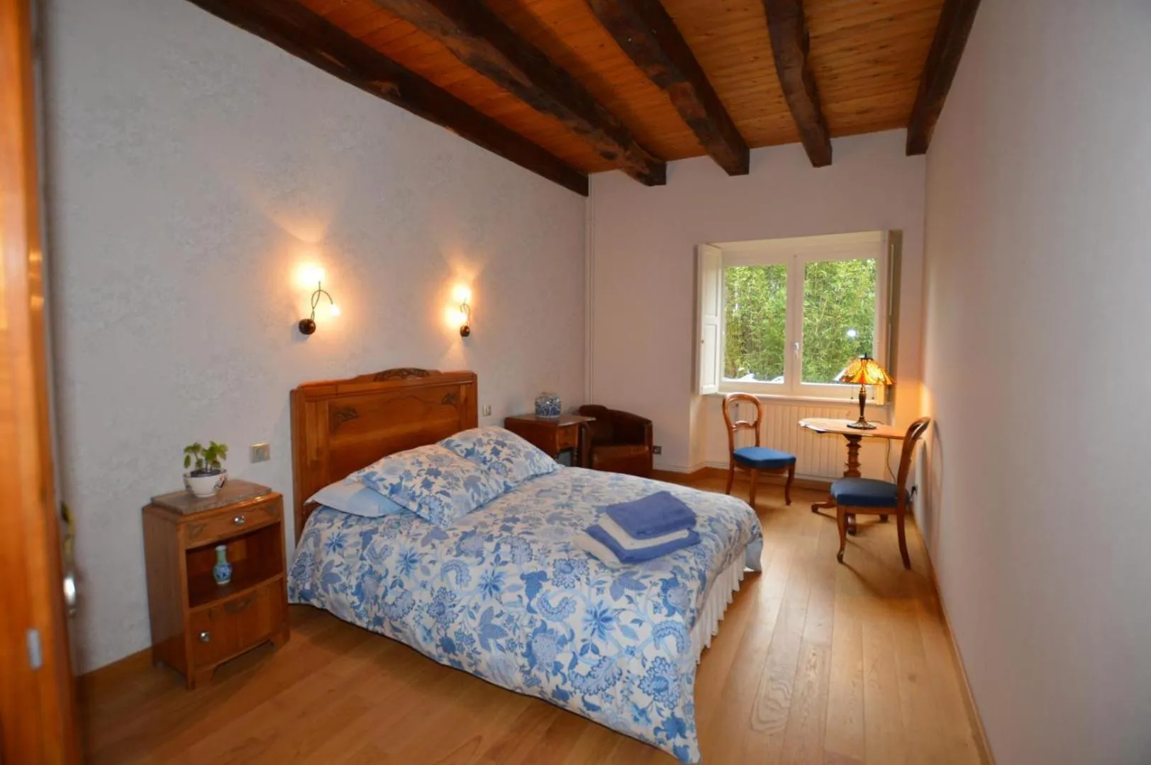 Bedroom, Bed in Maison d'hôtes de l'Huardière