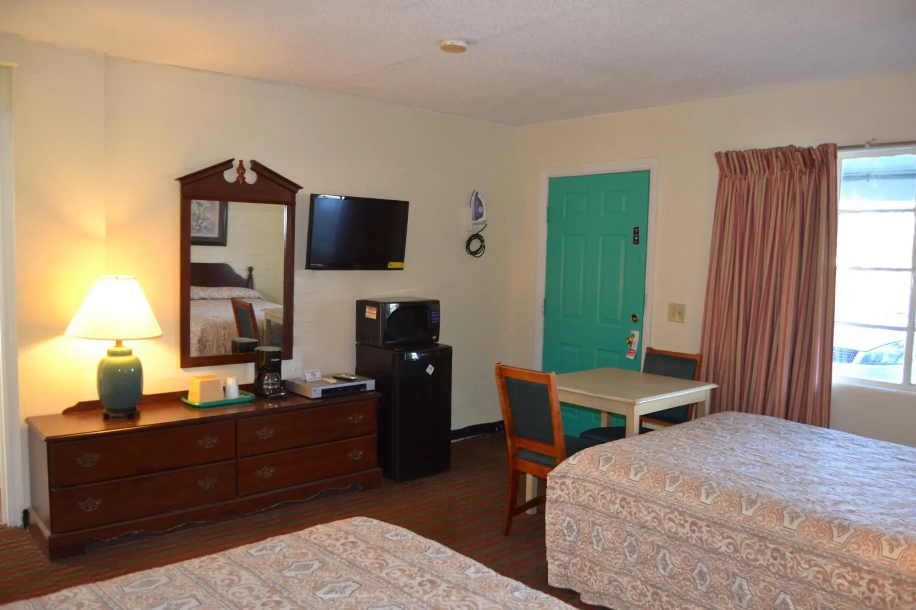 Double Room in Motel Jesup Double Room in Motel Jesup