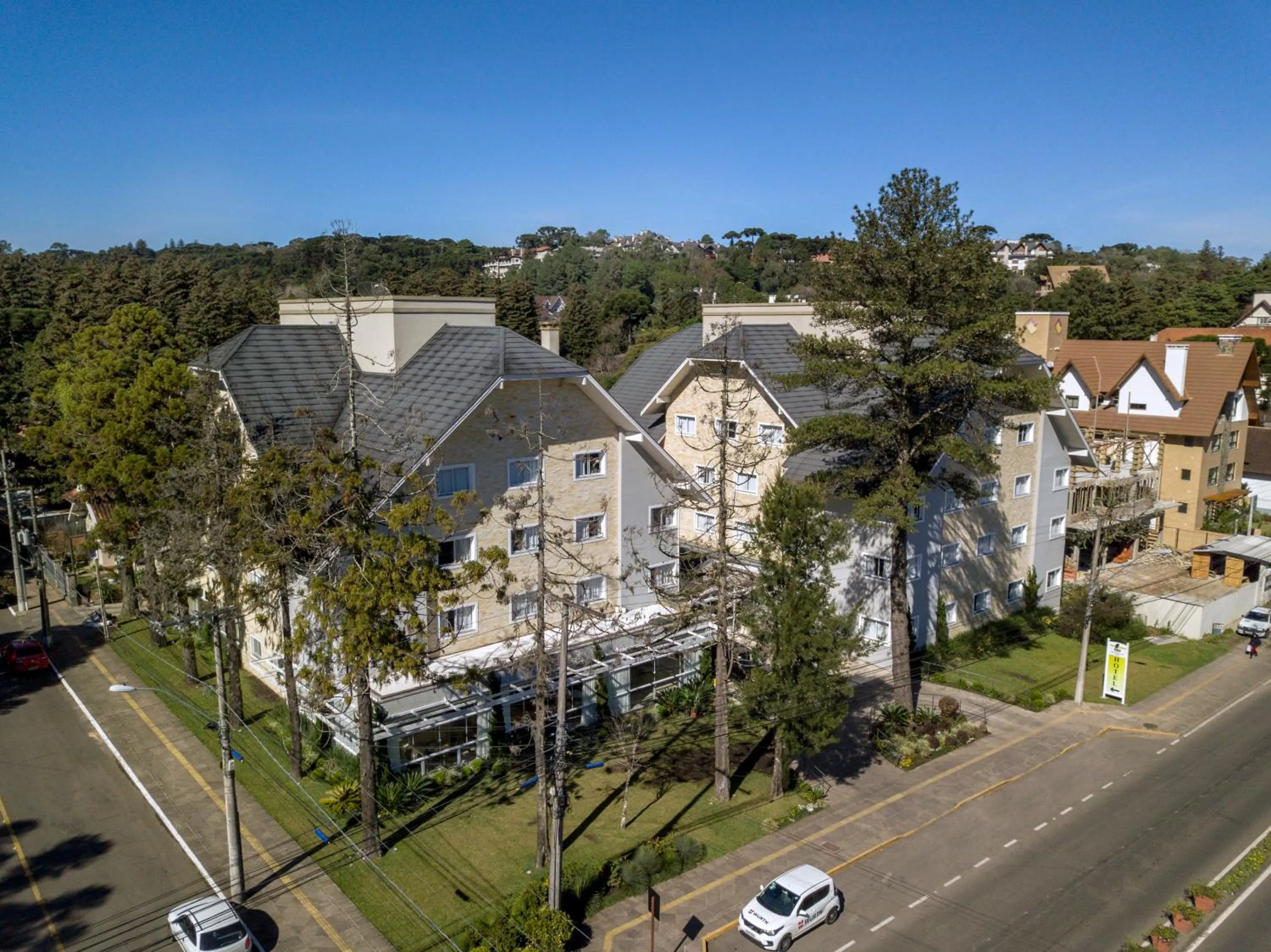 Facade/entrance in Sky Premium Hotel Gramado - Ótima Localização