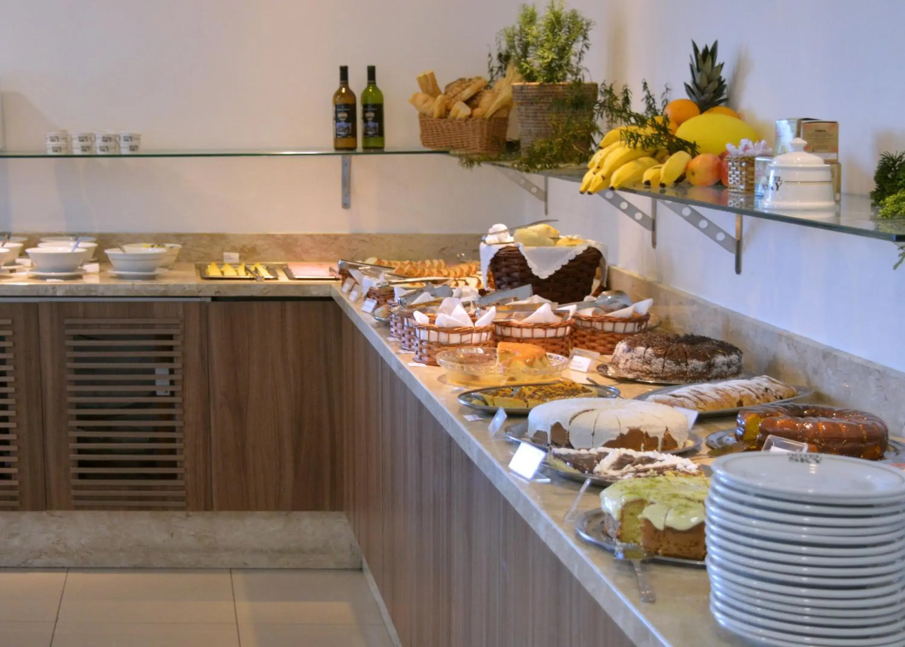 Food and drinks in Sky Premium Hotel Gramado - Ótima Localização Food and drinks in Sky Premium Hotel Gramado - Ótima Localização