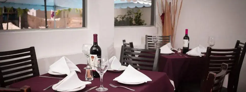 Restaurant/places to eat in Hotel de Casa Blanca Restaurant/places to eat in Hotel de Casa Blanca