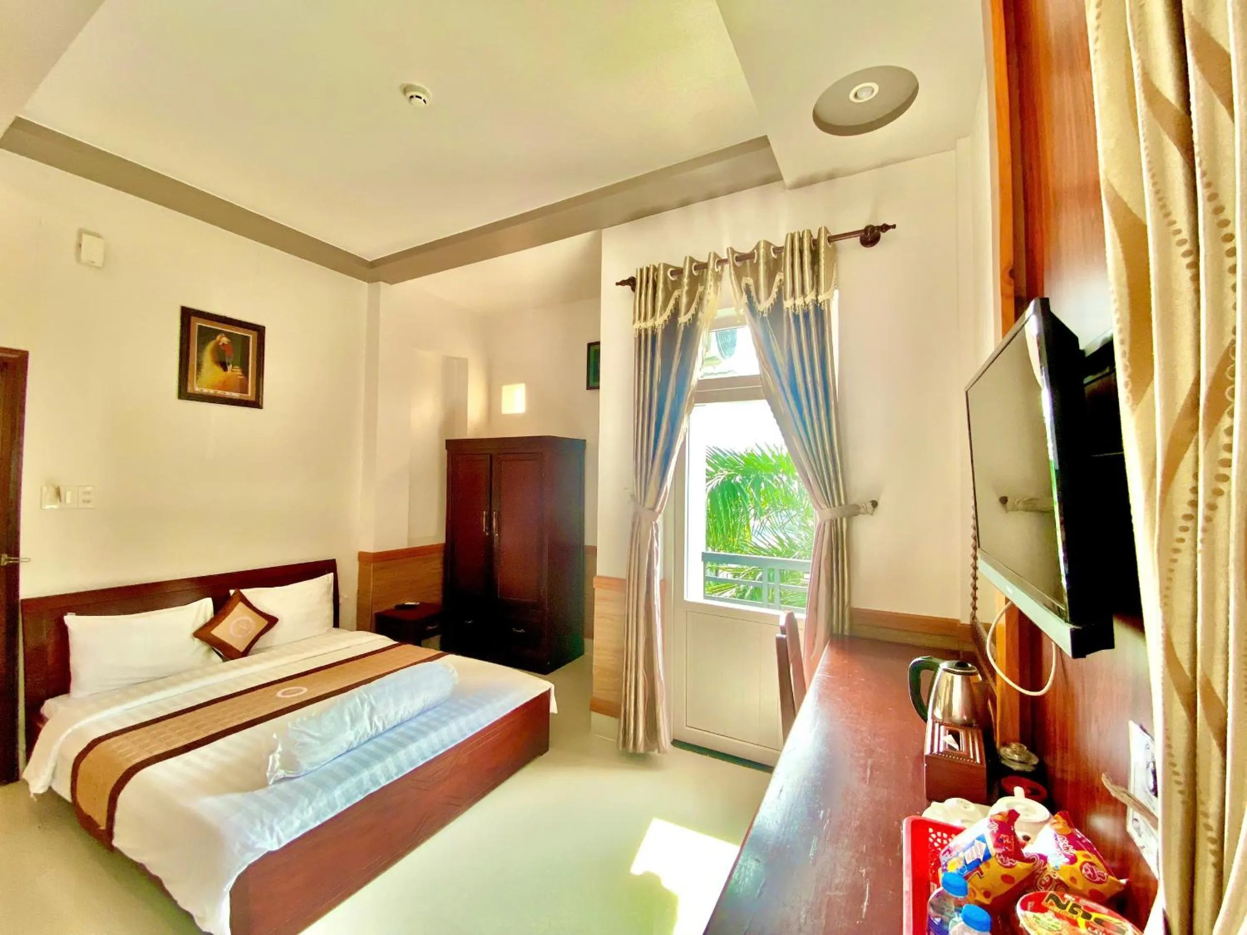 Photo of the whole room, Bed in Phuc Hung 2 Hotel