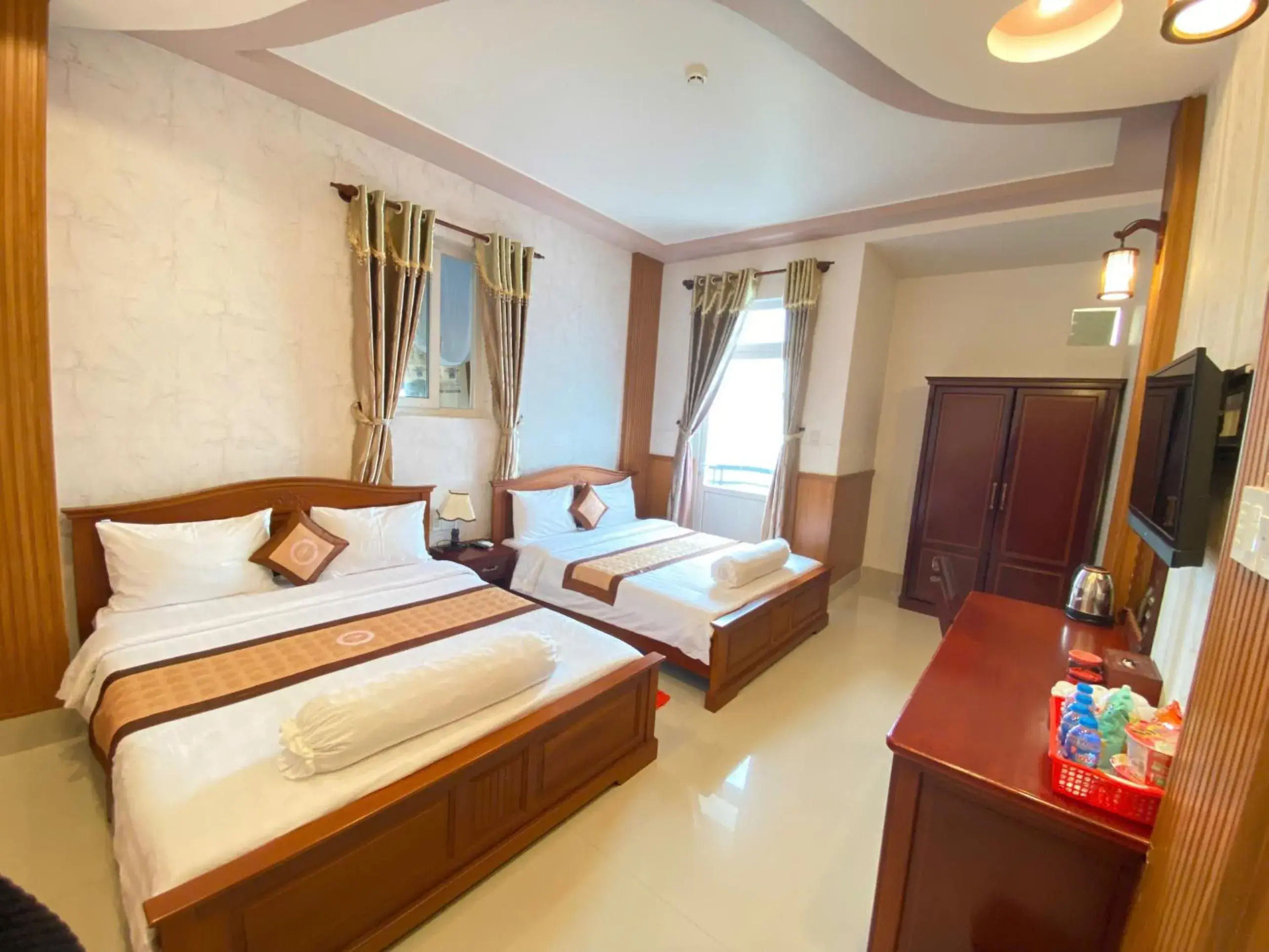 Photo of the whole room, Bed in Phuc Hung 2 Hotel Photo of the whole room, Bed in Phuc Hung 2 Hotel