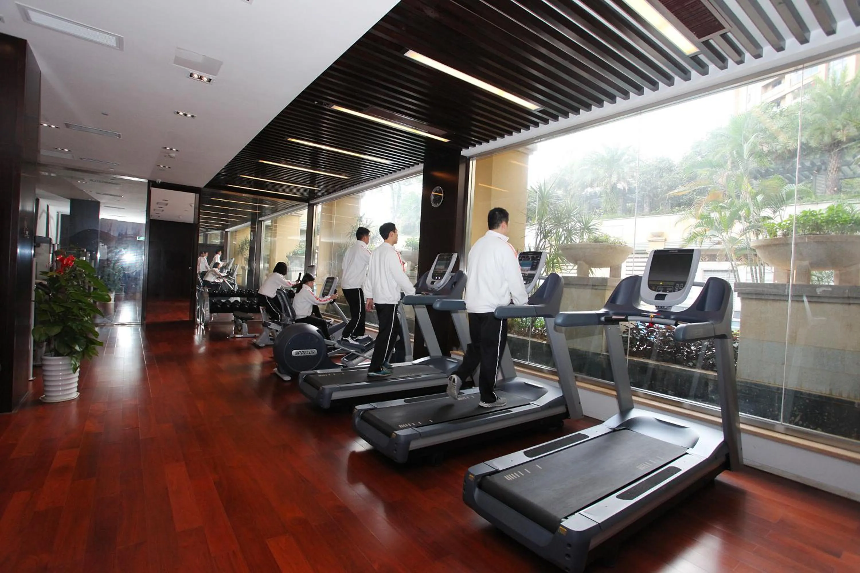Fitness centre/facilities in Ramada Plaza By Wyndham Fuzhou South