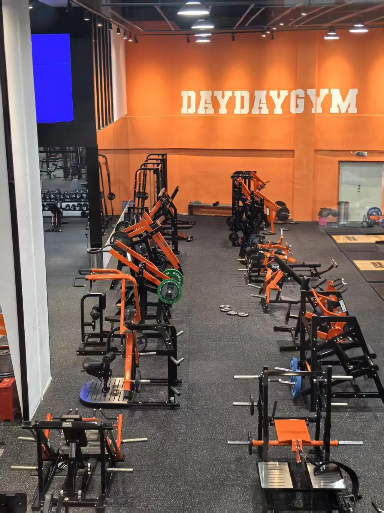 Fitness centre/facilities in Ramada Plaza By Wyndham Fuzhou South