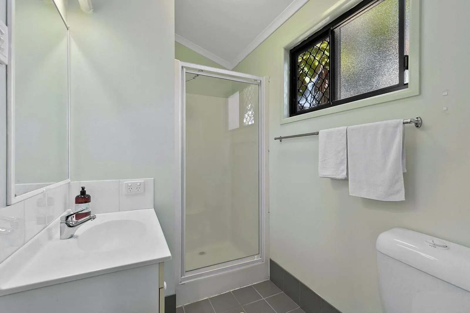 Bathroom in Ingenia Holidays Townsville