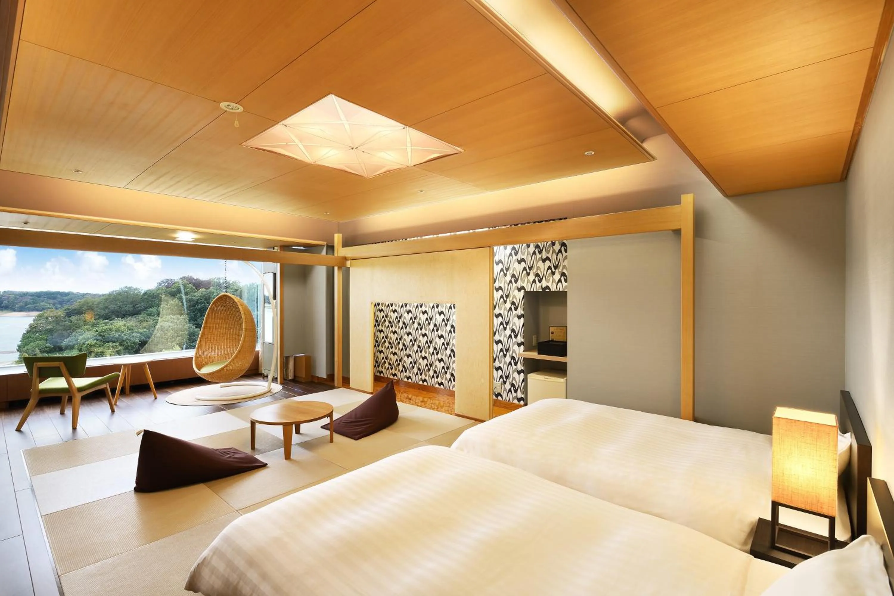 Photo of the whole room, Bed in Kikusuitei