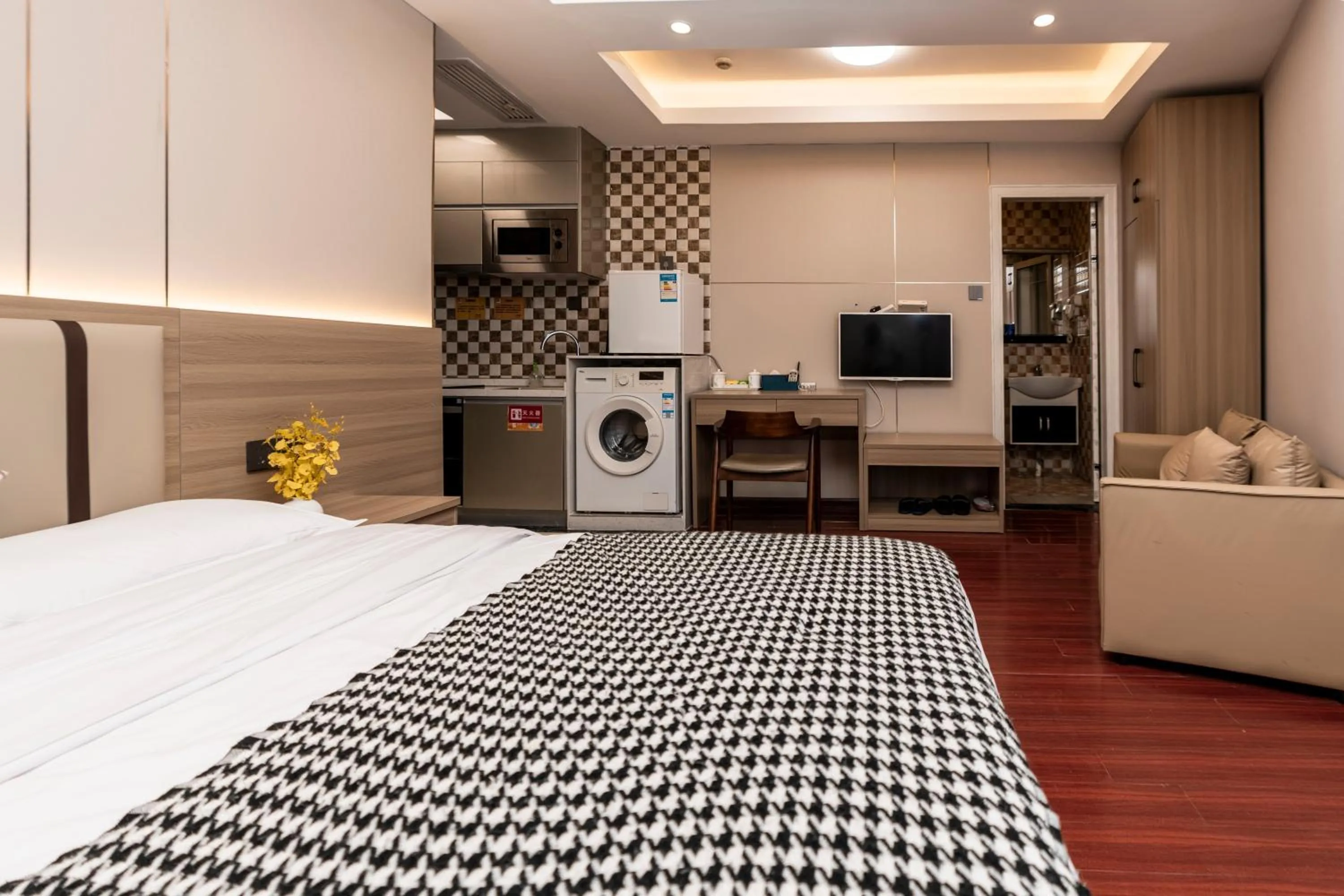 Bed in Guangzhou Xingke Apartment