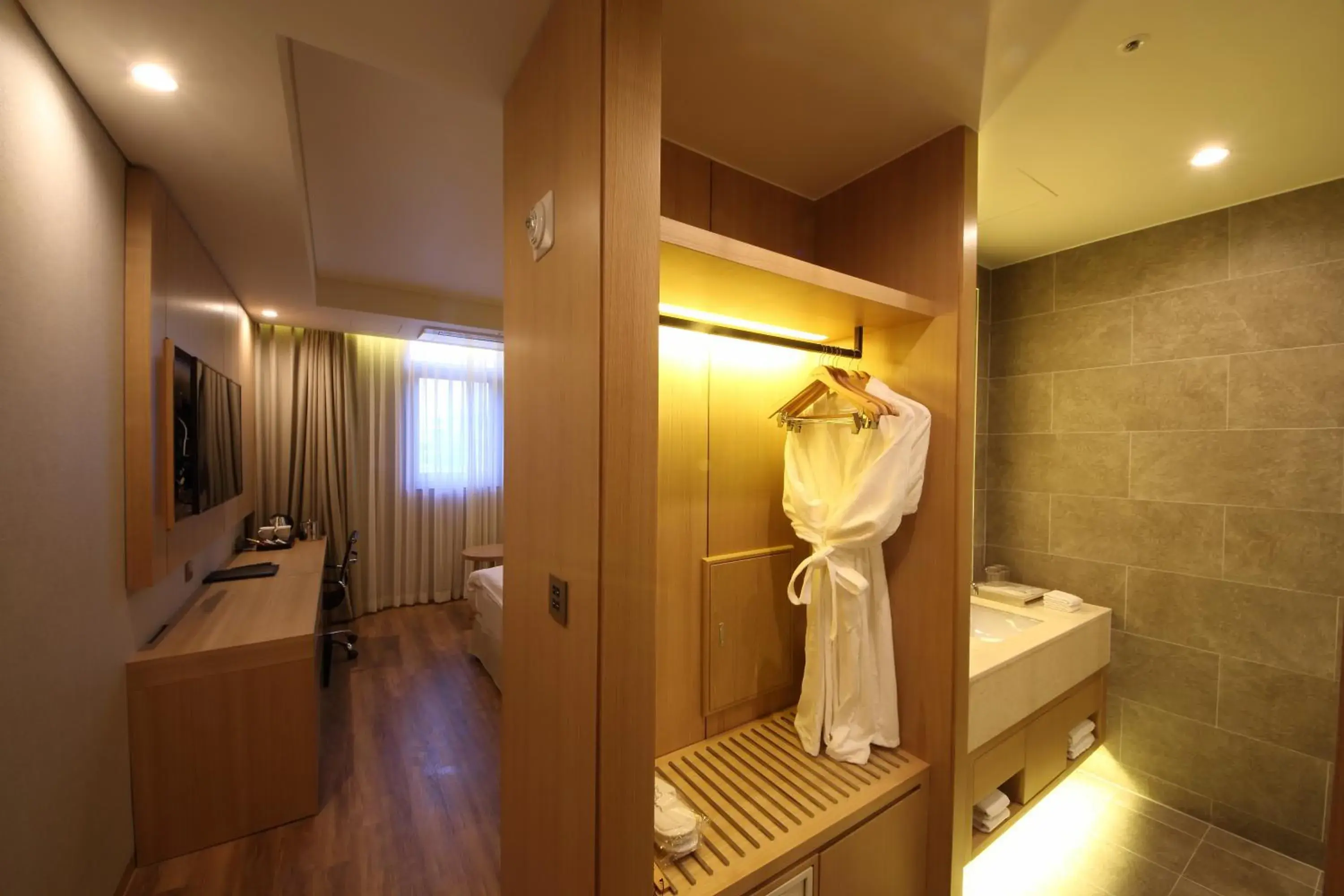 Standard Twin Room in Benikea The H Hotel Standard Twin Room in Benikea The H Hotel
