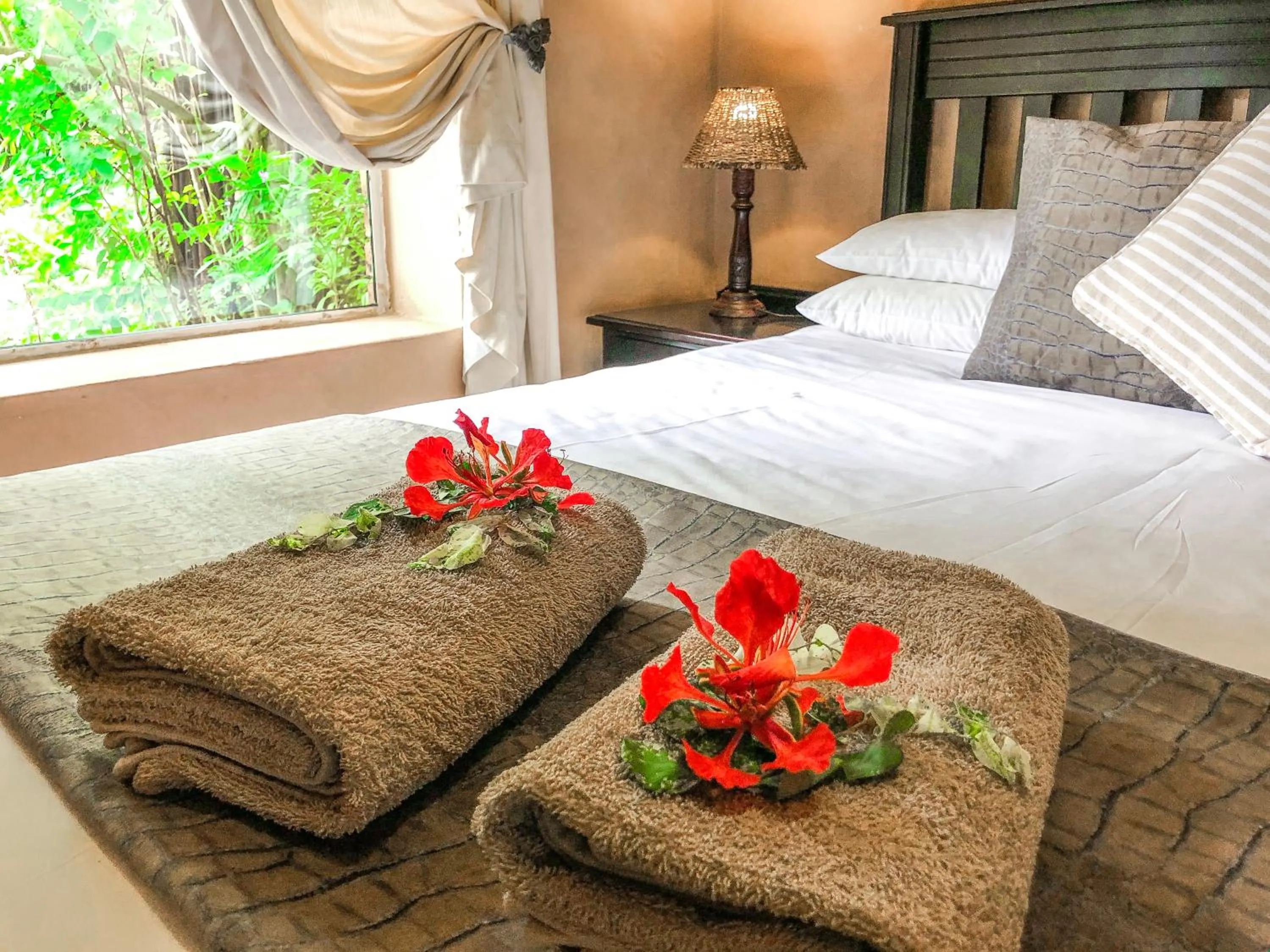 Bedroom in Ingwenya Lodge