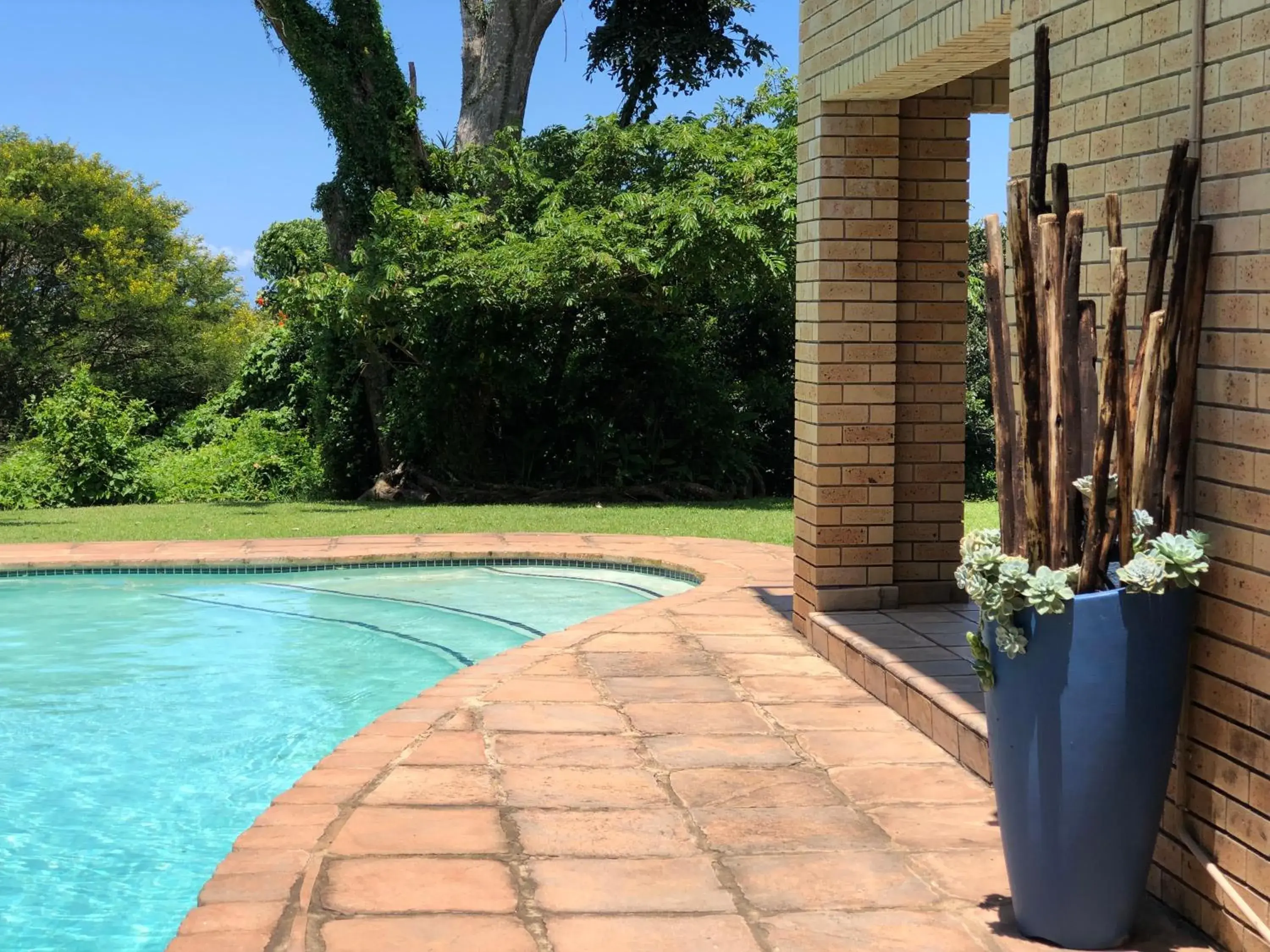 Facade/entrance in Ingwenya Lodge Facade/entrance in Ingwenya Lodge