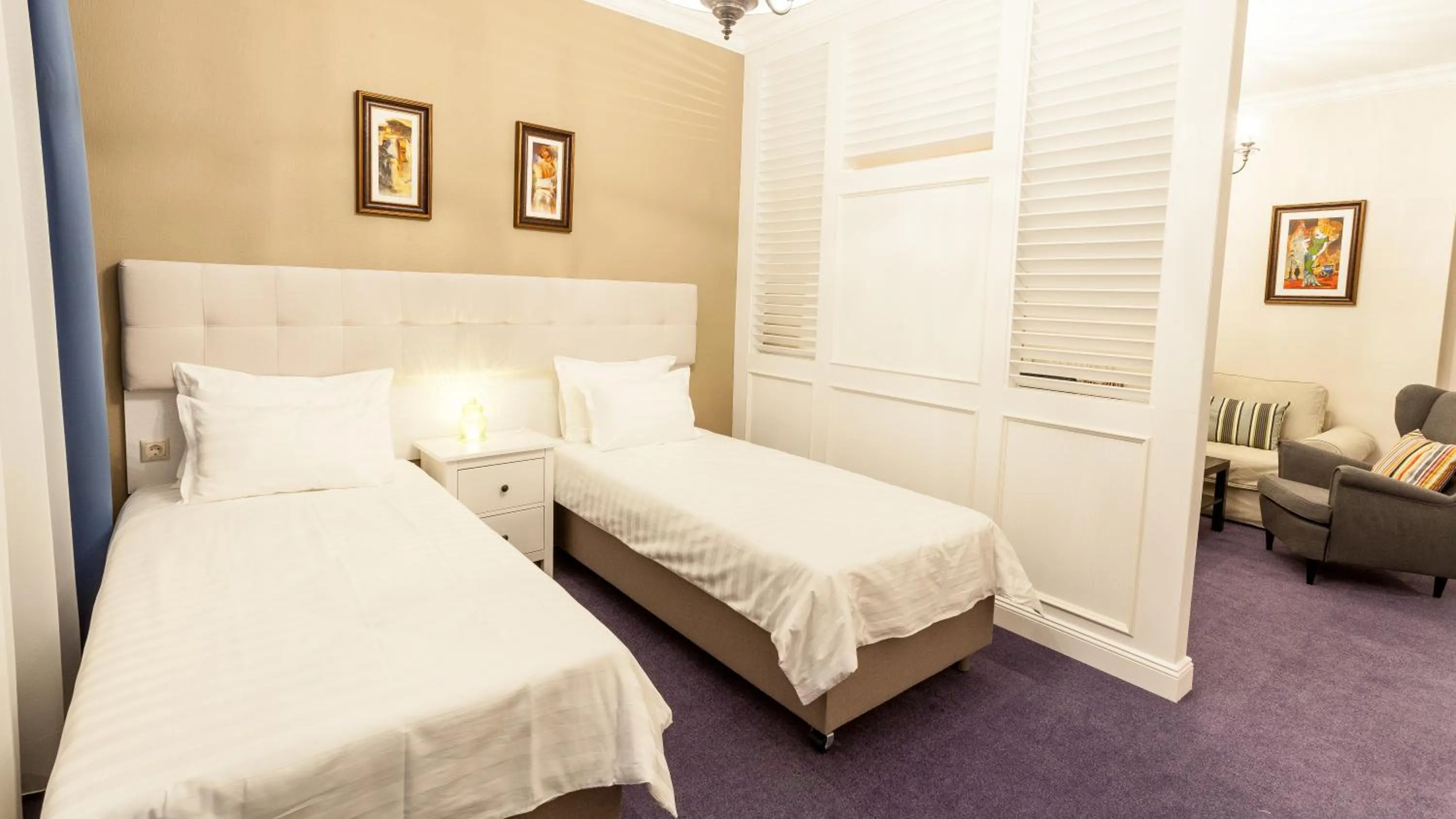 Bedroom, Bed in Hotel Monaco