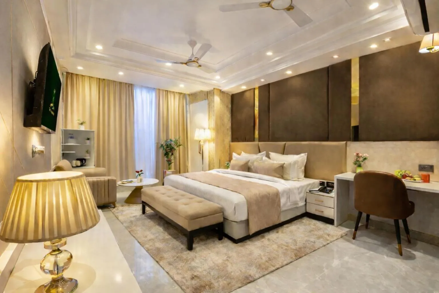 Photo of the whole room, Bed in Hotel Aroma Suites Delhi Airport