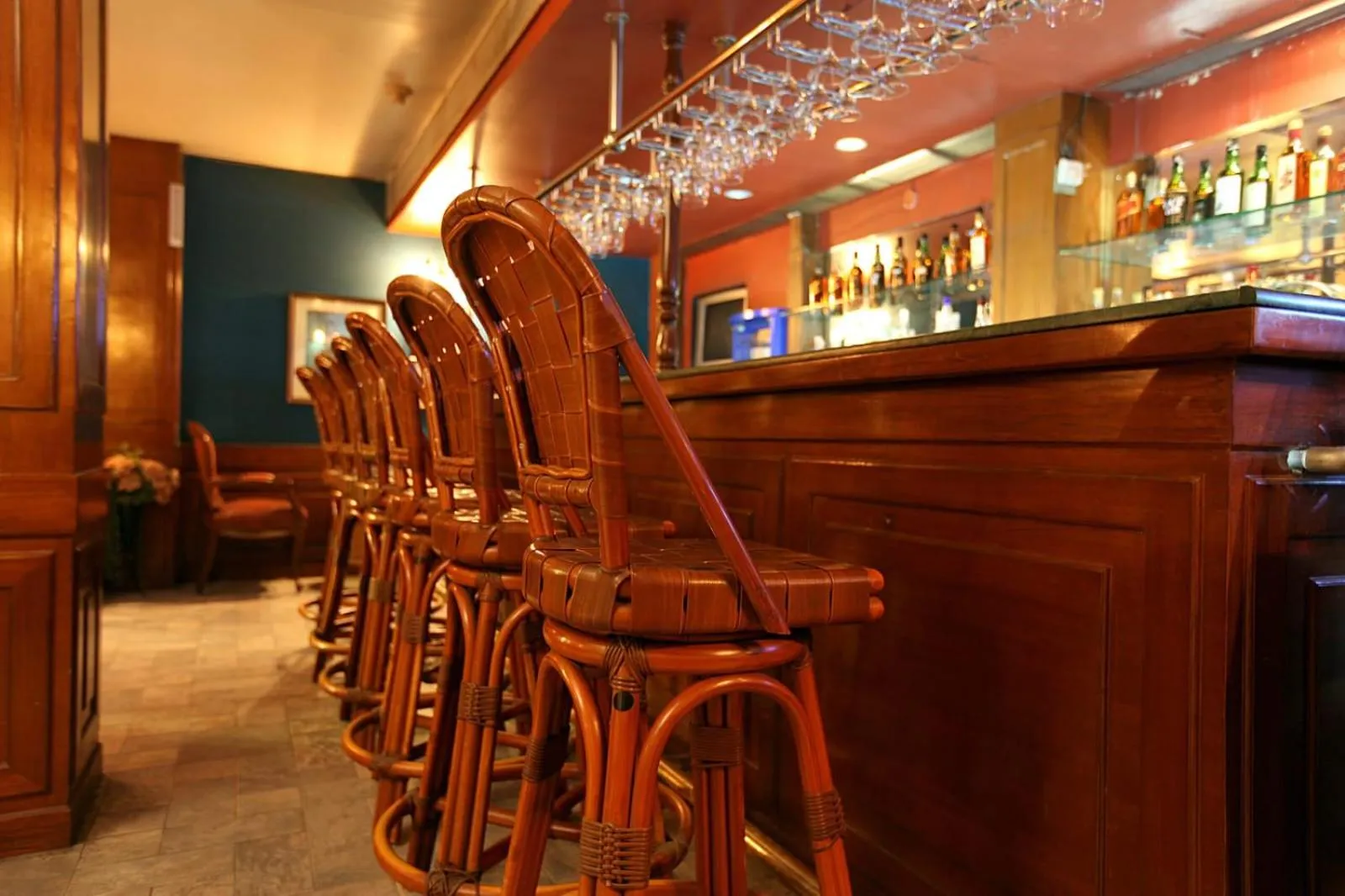 Lounge or bar in Hotel Aroma Suites Delhi Airport