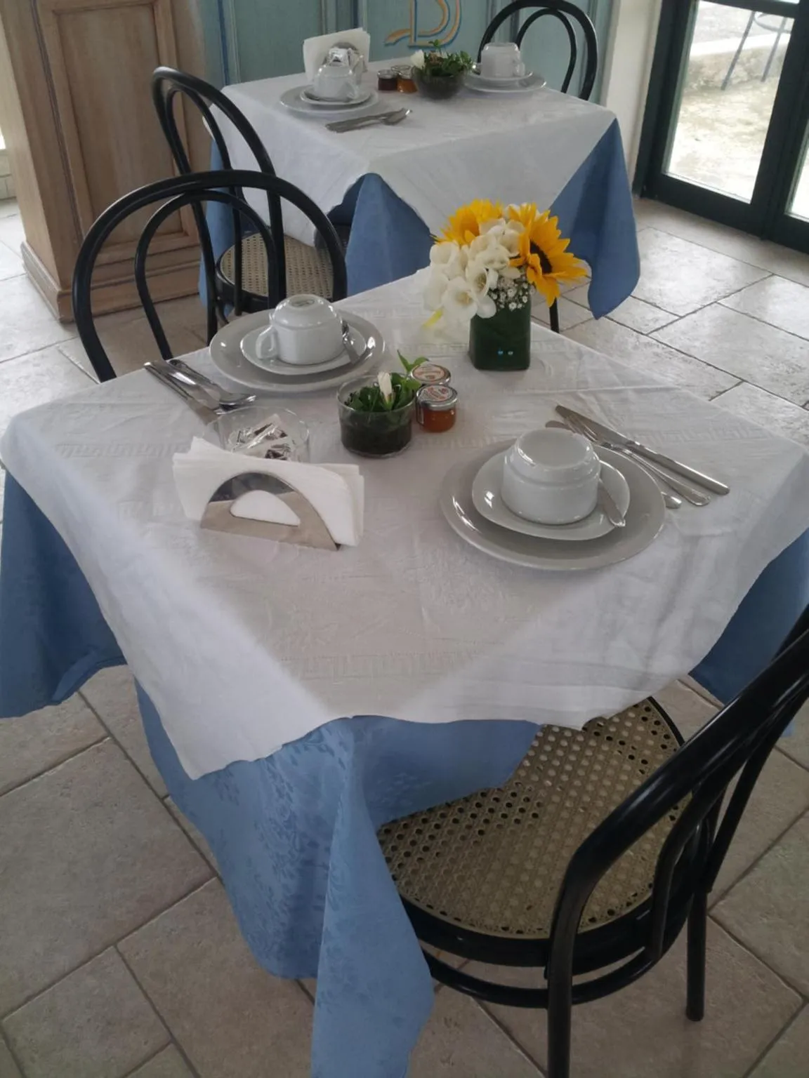 Restaurant/places to eat in Palazzo Senape De Pace