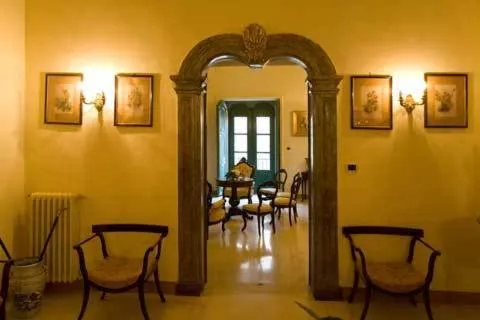 Decorative detail in Palazzo Senape De Pace