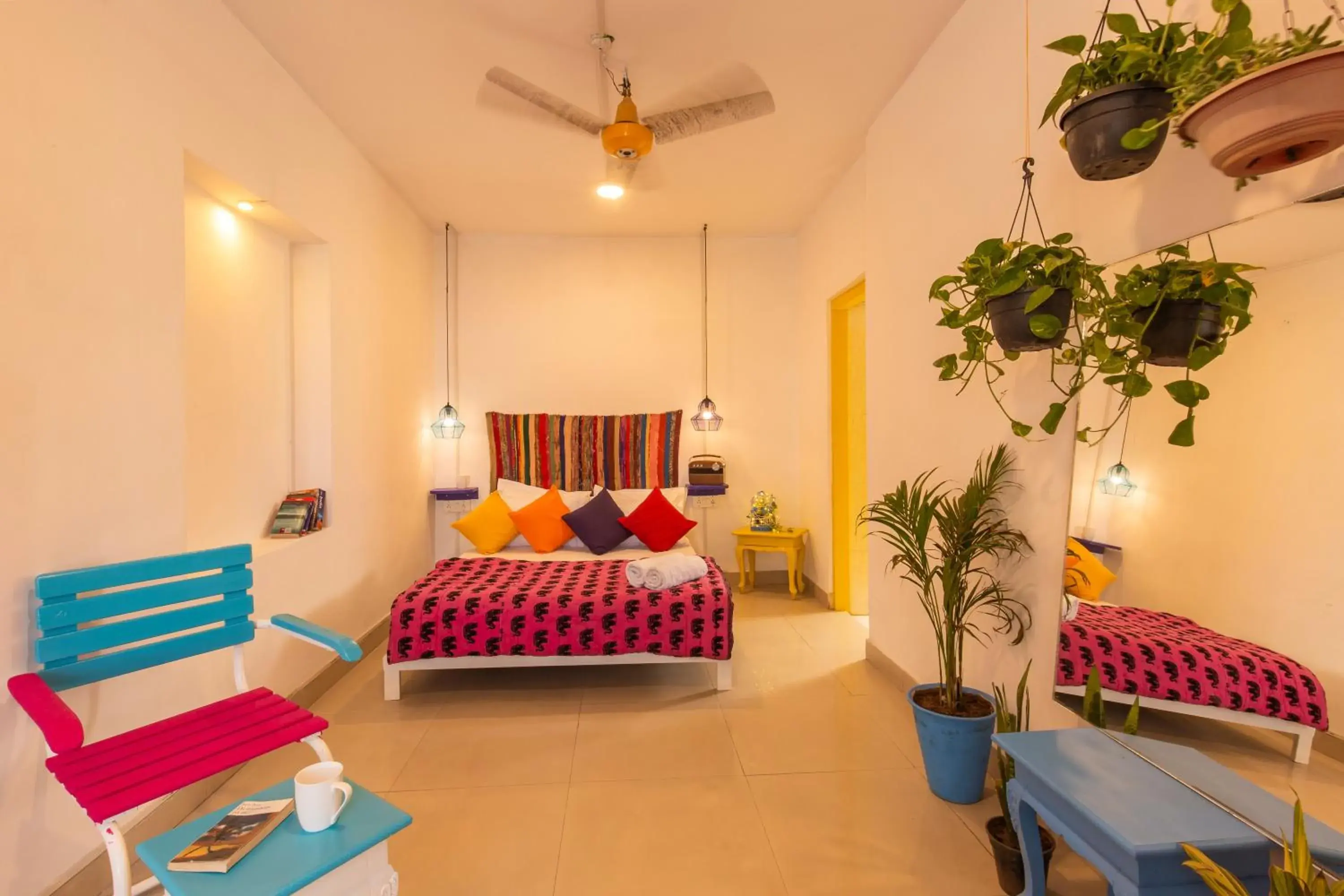 Deluxe Private A/C Room with Ensuite Bathroom in goSTOPS Lite Jaipur Deluxe Private A/C Room with Ensuite Bathroom in goSTOPS Lite Jaipur