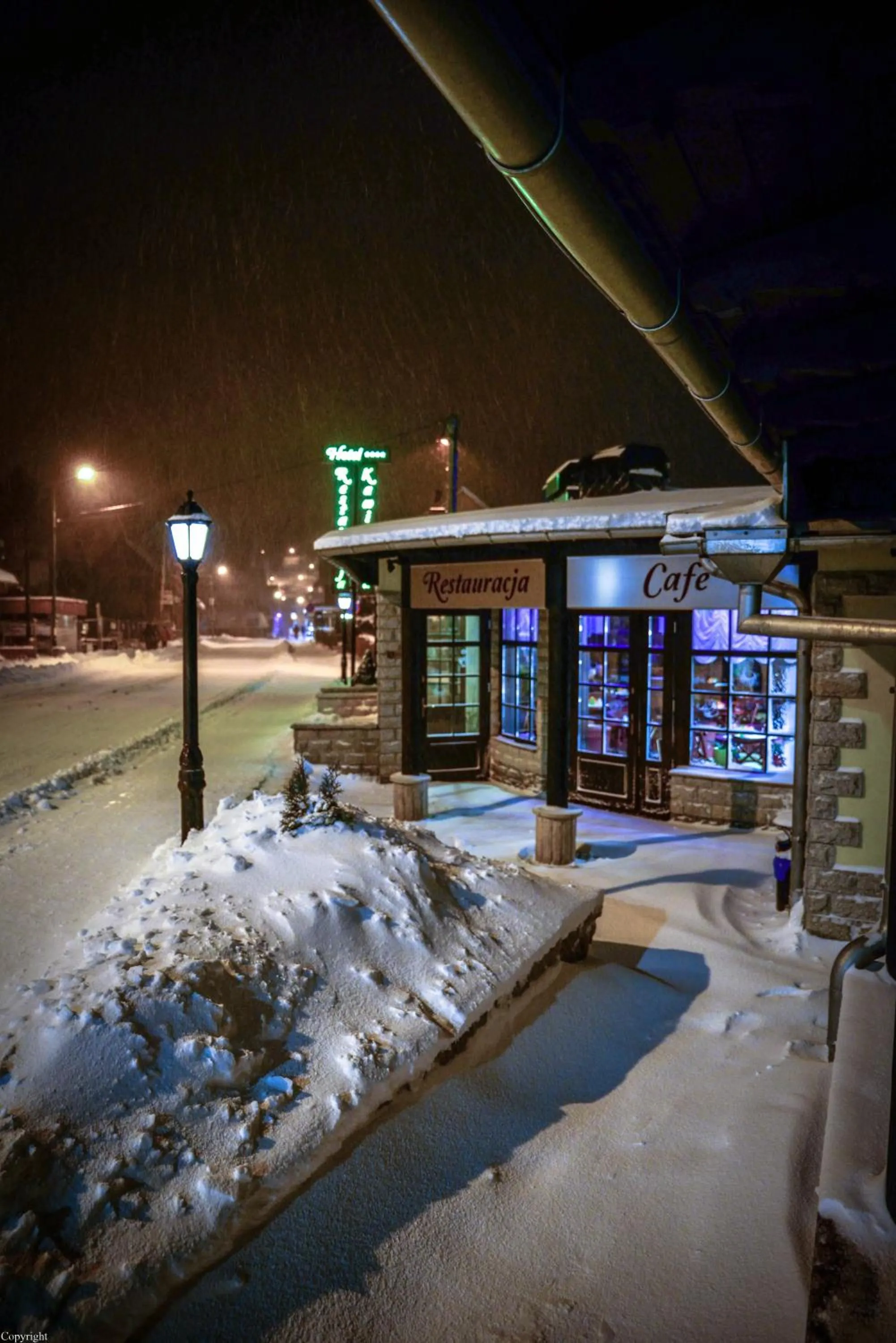 Facade/entrance in Hotel Kryształ Conference & Spa