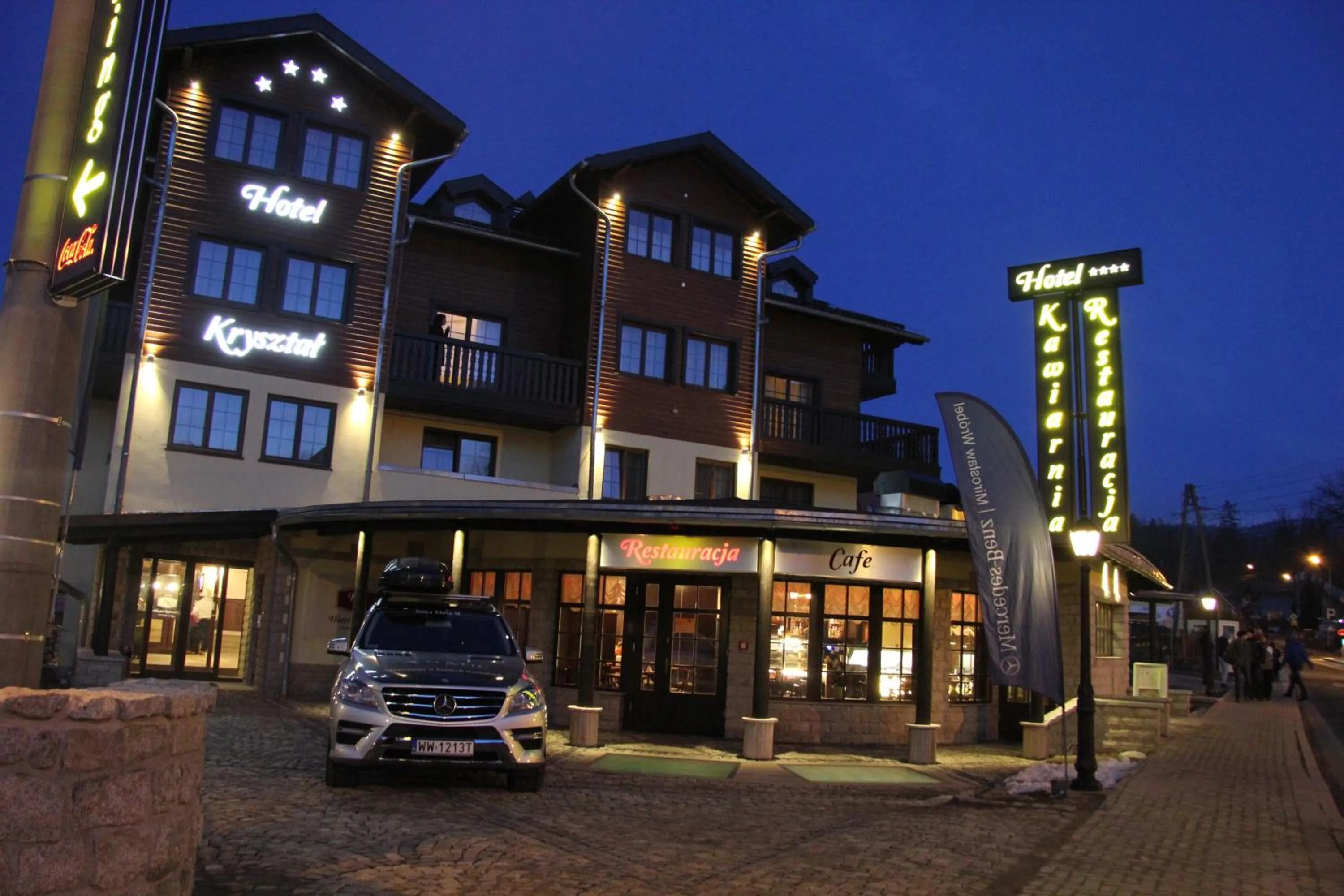 Facade/entrance in Hotel Kryształ Conference & Spa