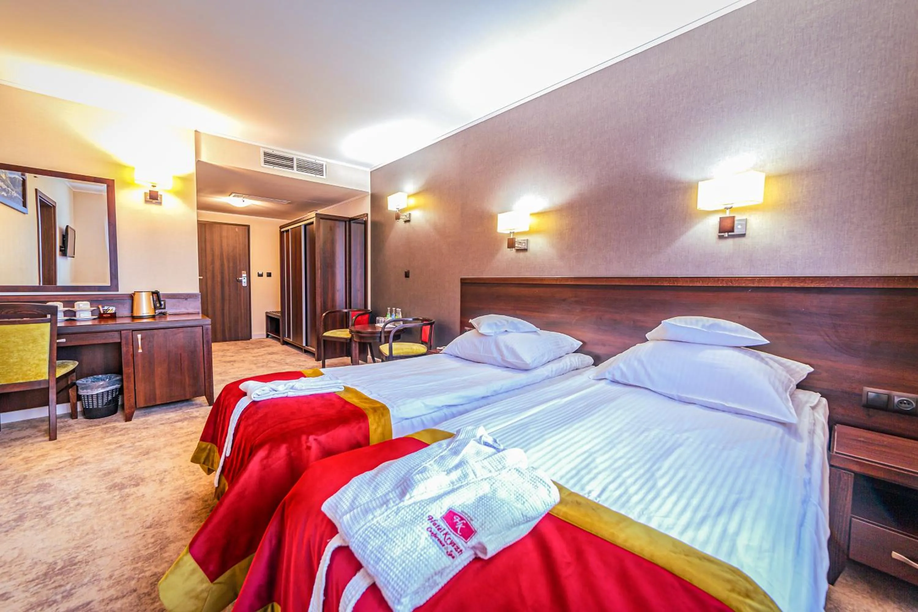 Bed in Hotel Kryształ Conference & Spa