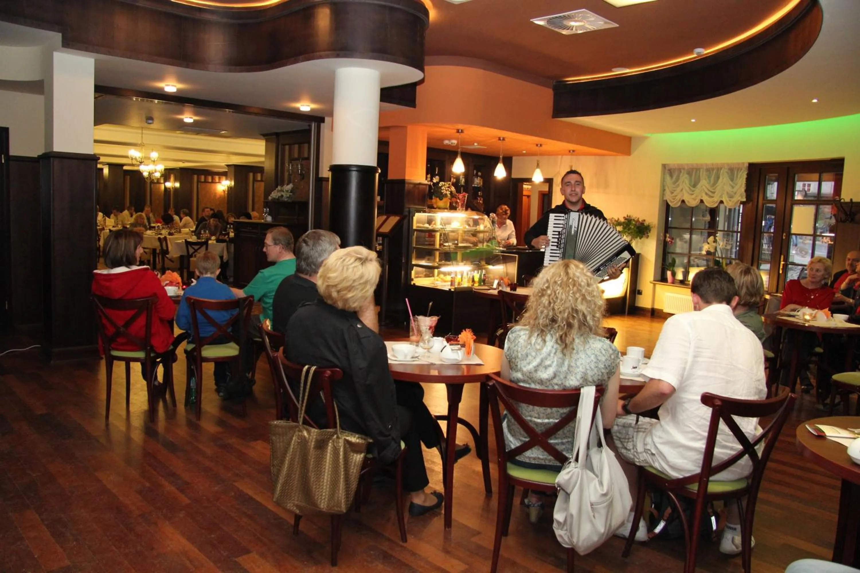 Restaurant/places to eat in Hotel Kryształ Conference & Spa