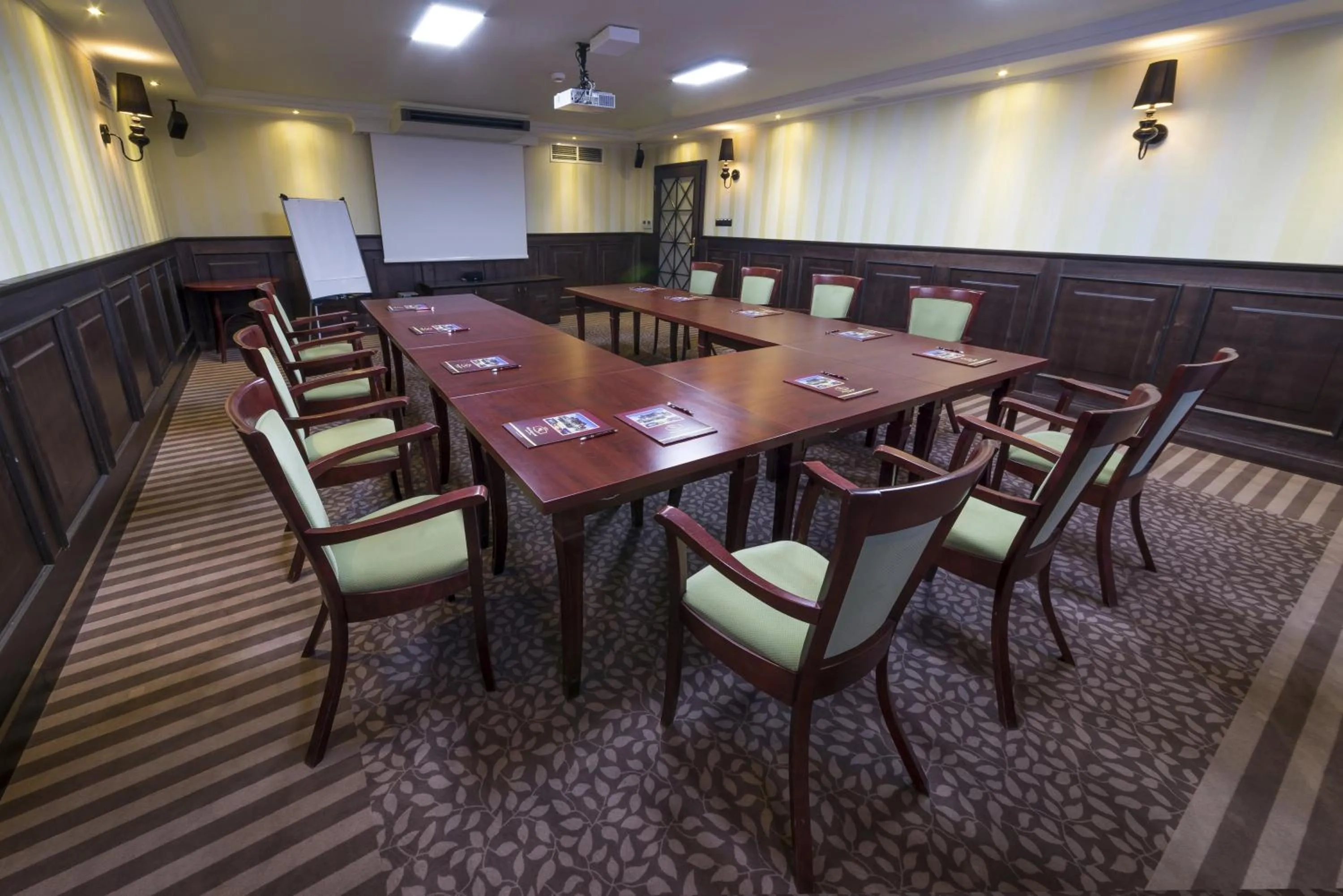 Business facilities in Hotel Kryształ Conference & Spa