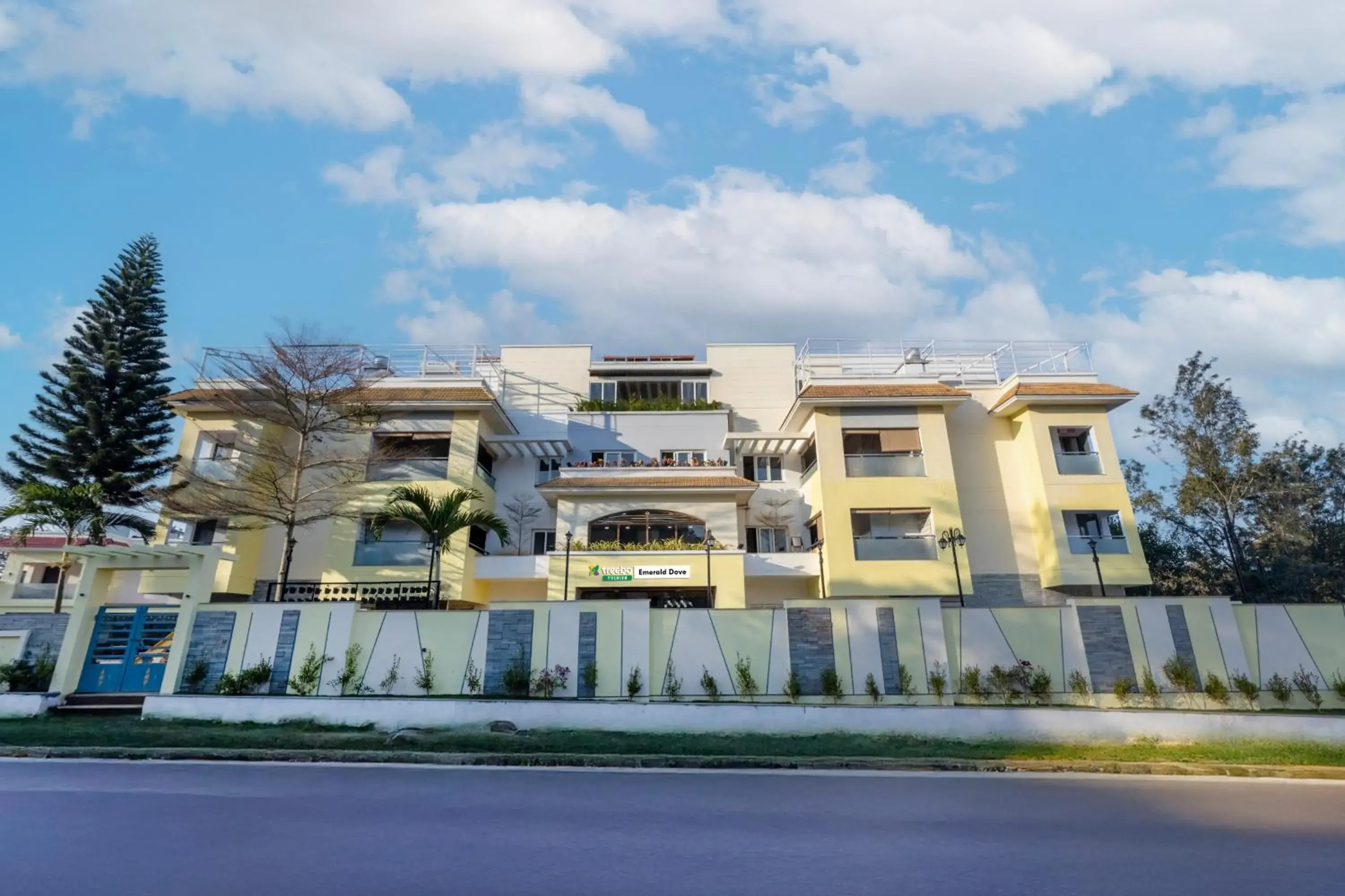Property building in Treebo Premium Emerald Dove Property building in Treebo Premium Emerald Dove
