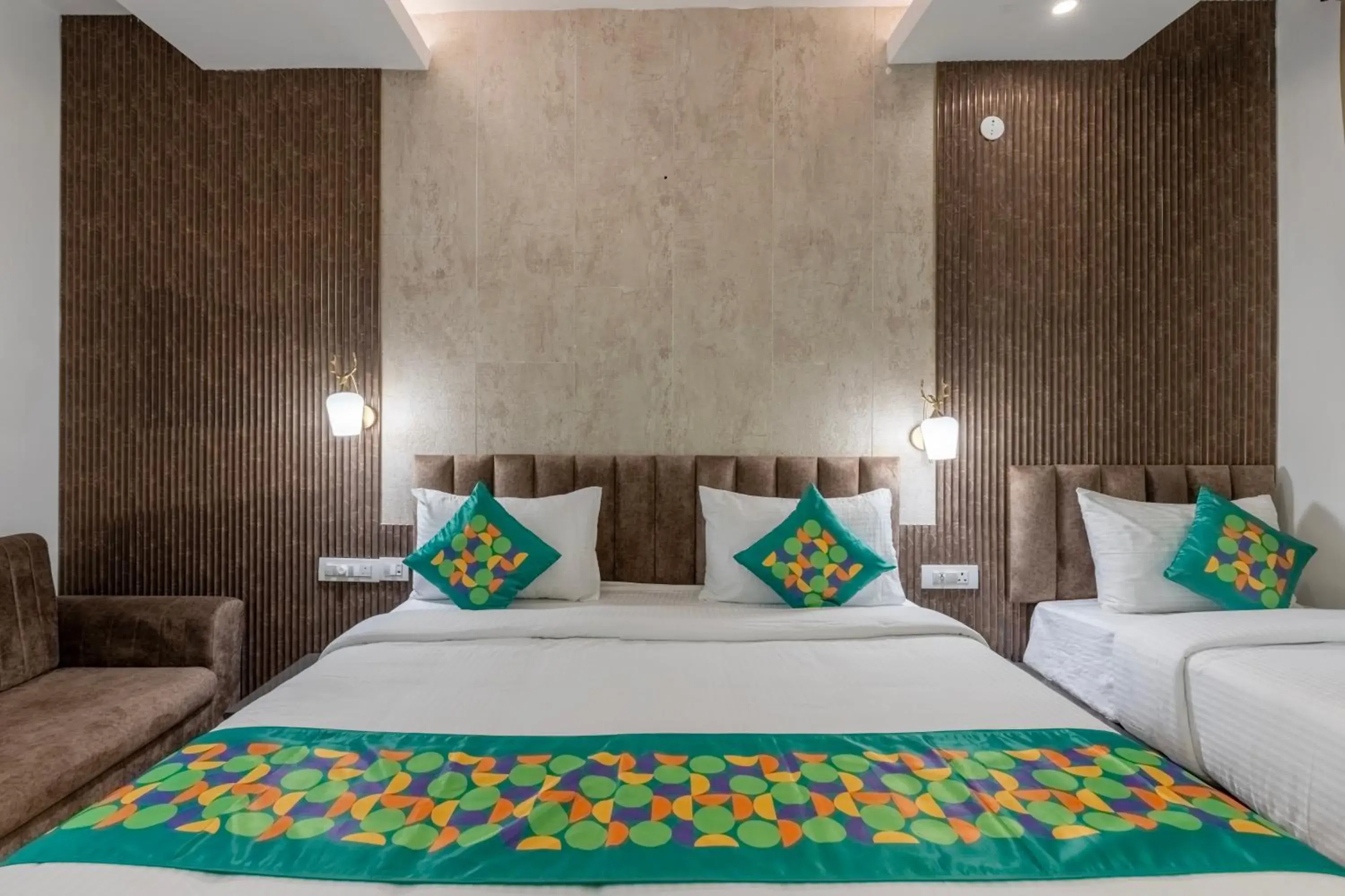 Bedroom, Bed in Treebo Premium Emerald Dove Bedroom, Bed in Treebo Premium Emerald Dove