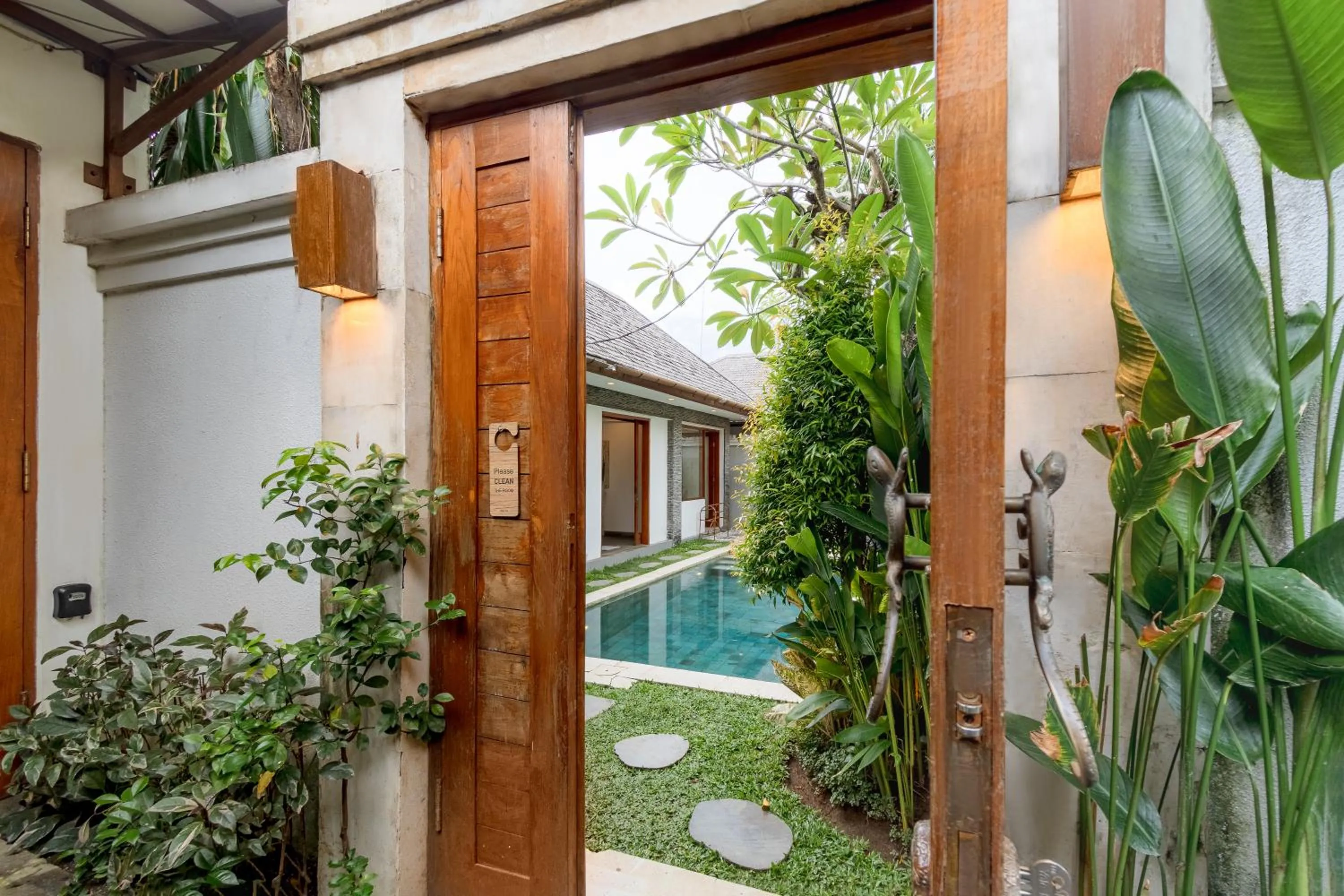 Property building in Two Lizards Beach Villas