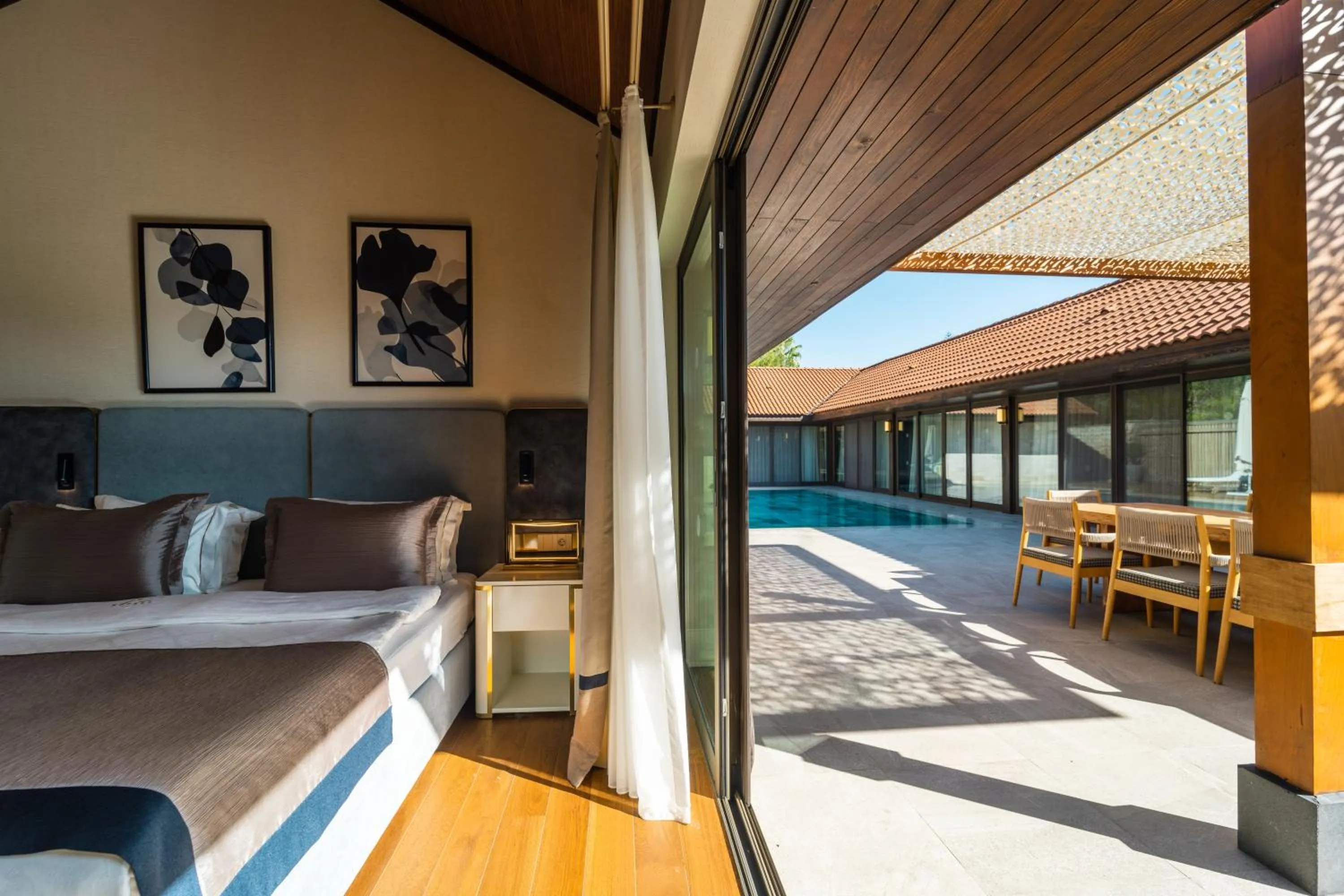 Bed in IC Hotels Green Palace & Villas