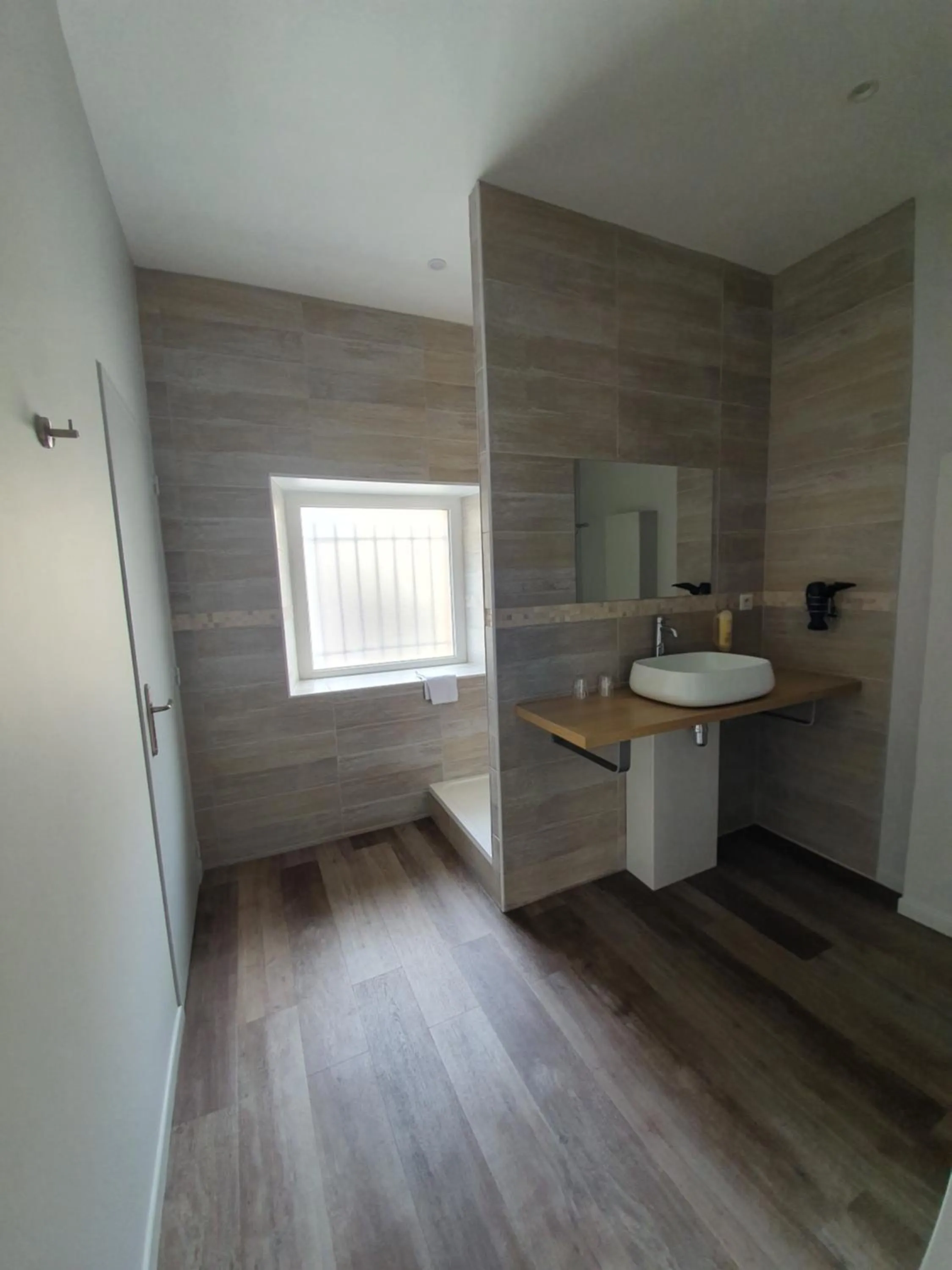 Shower in Villa Louis Victor