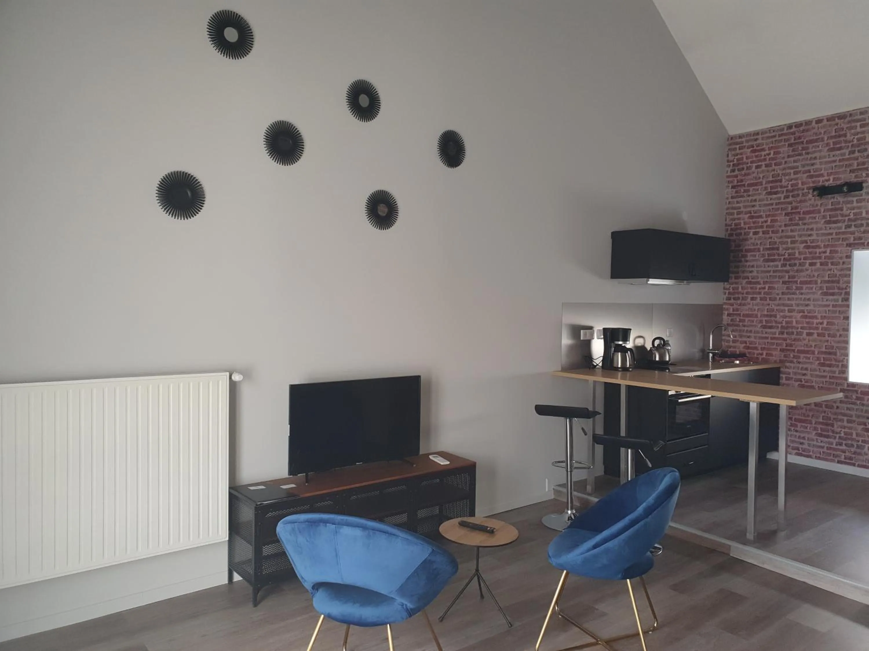 TV and multimedia in Villa Louis Victor