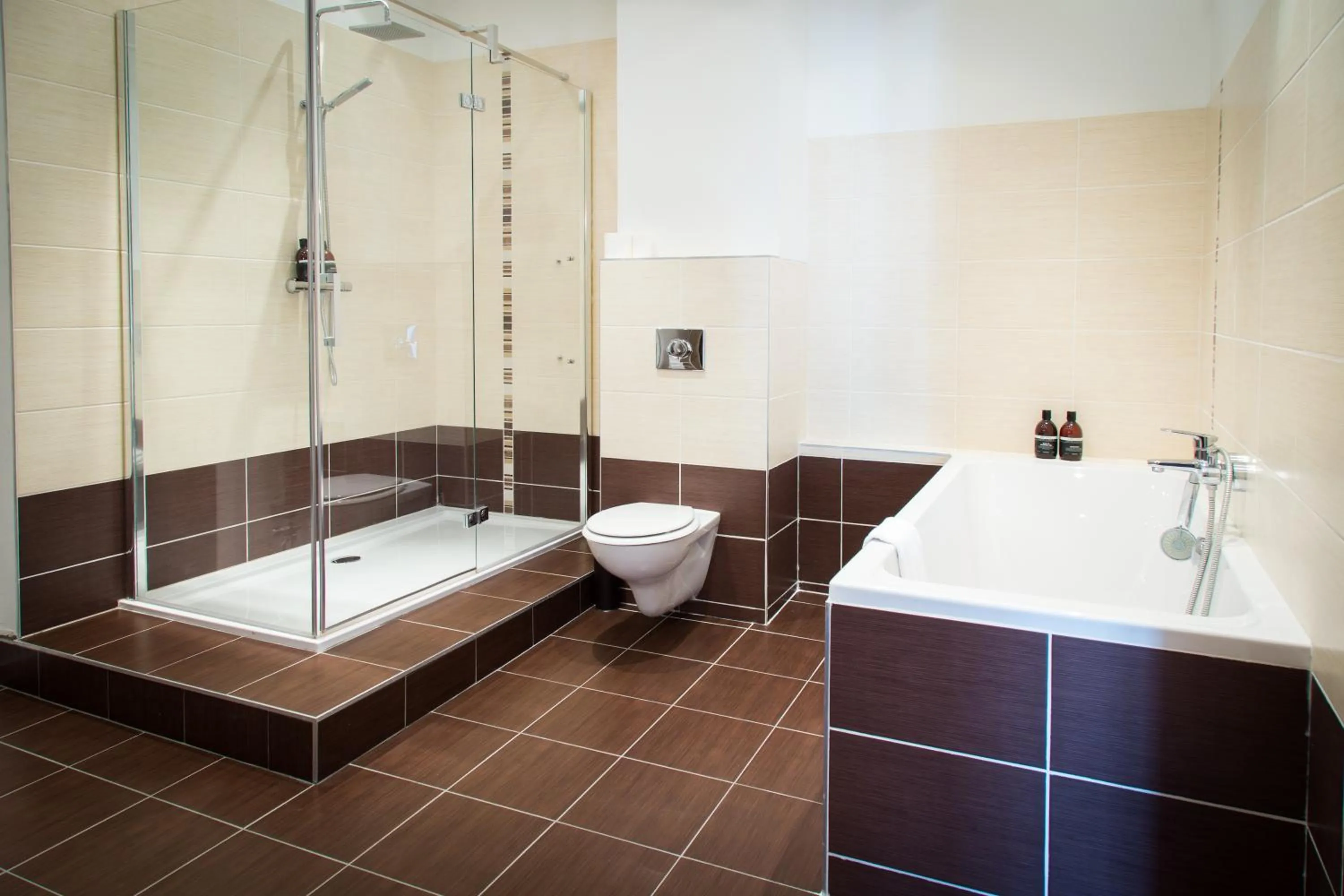 Shower in Villa Louis Victor