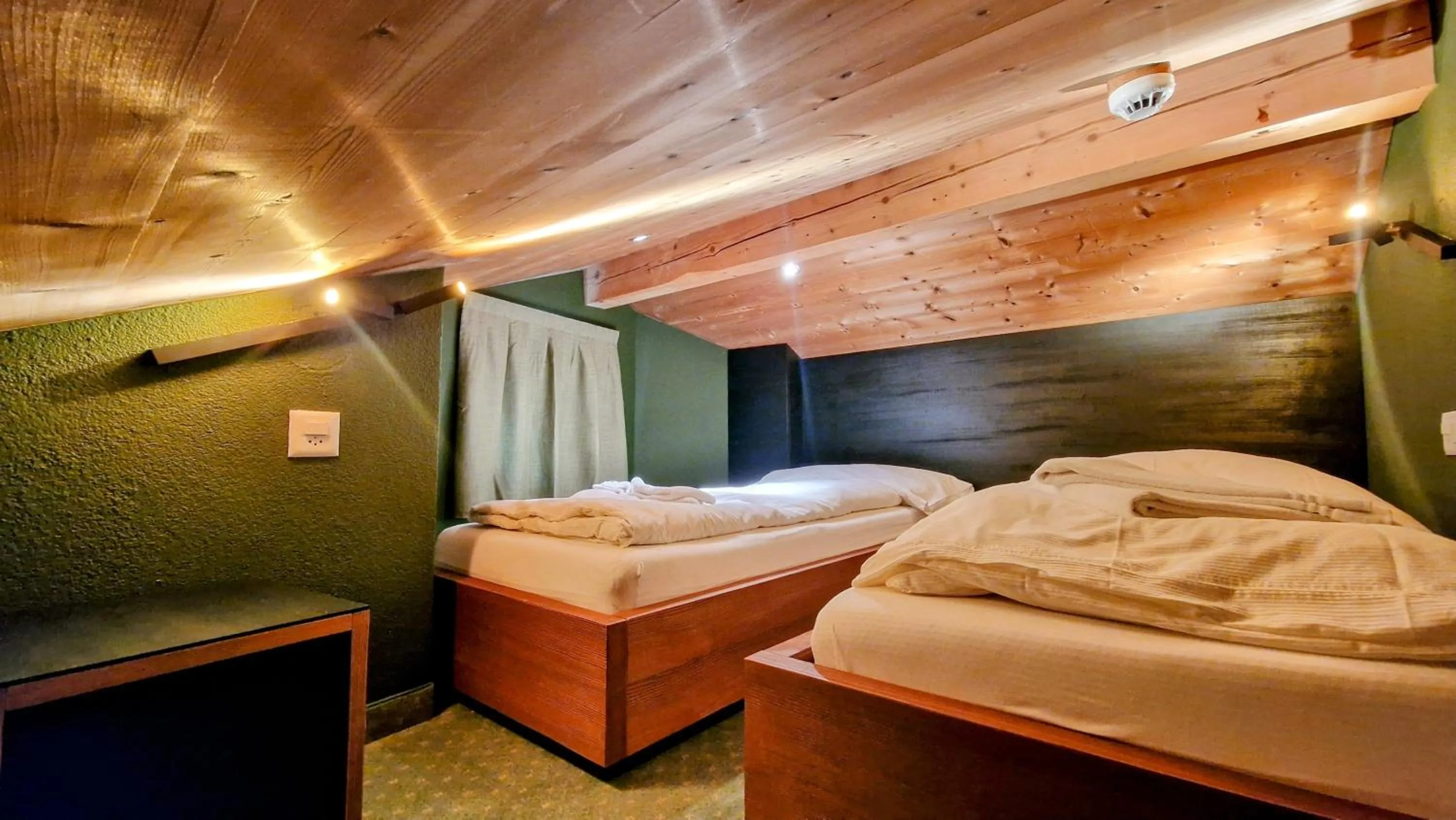 Bed in Amber Ski-in/out Hotel & Spa