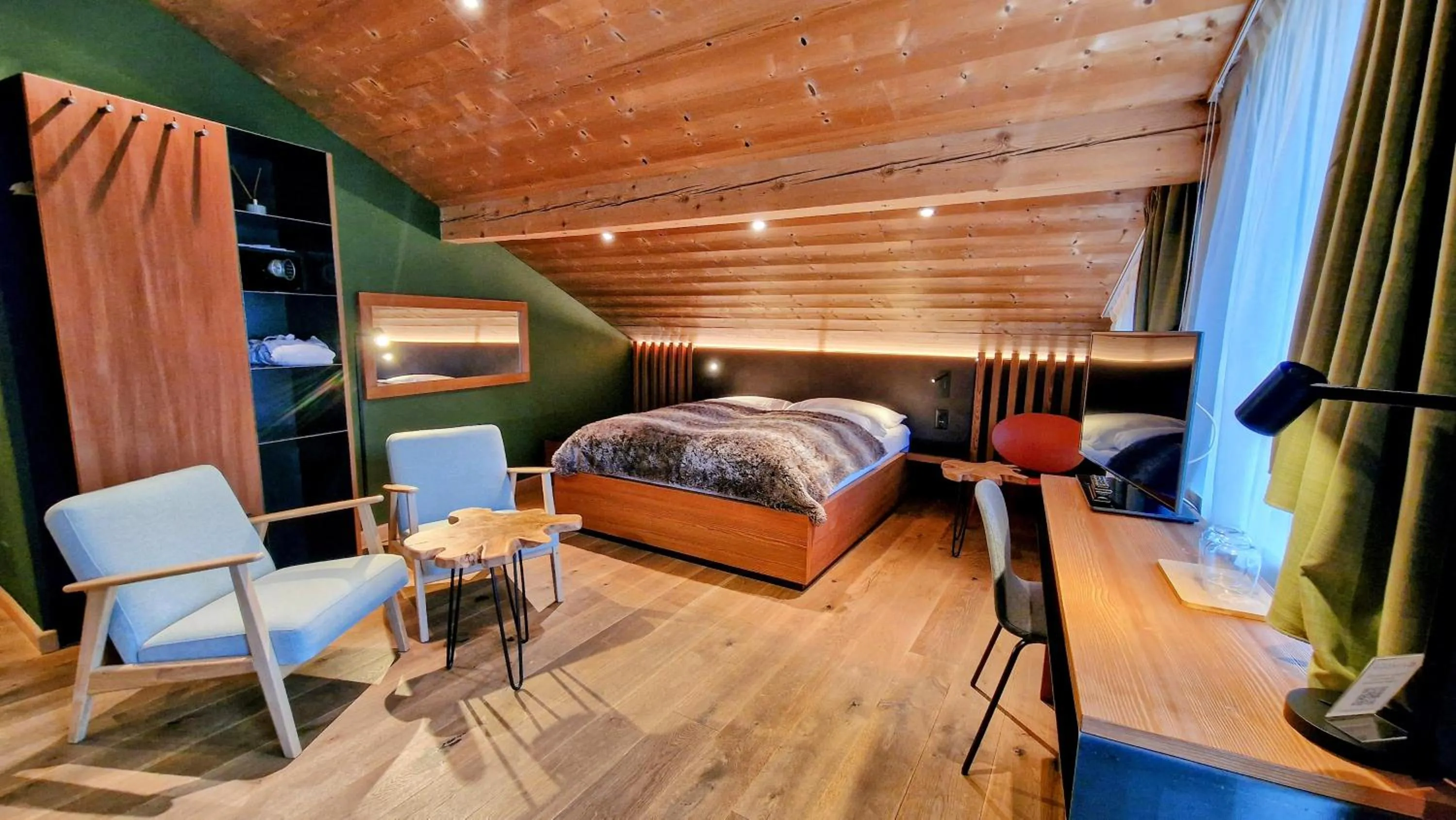 Bed in Amber Ski-in/out Hotel & Spa