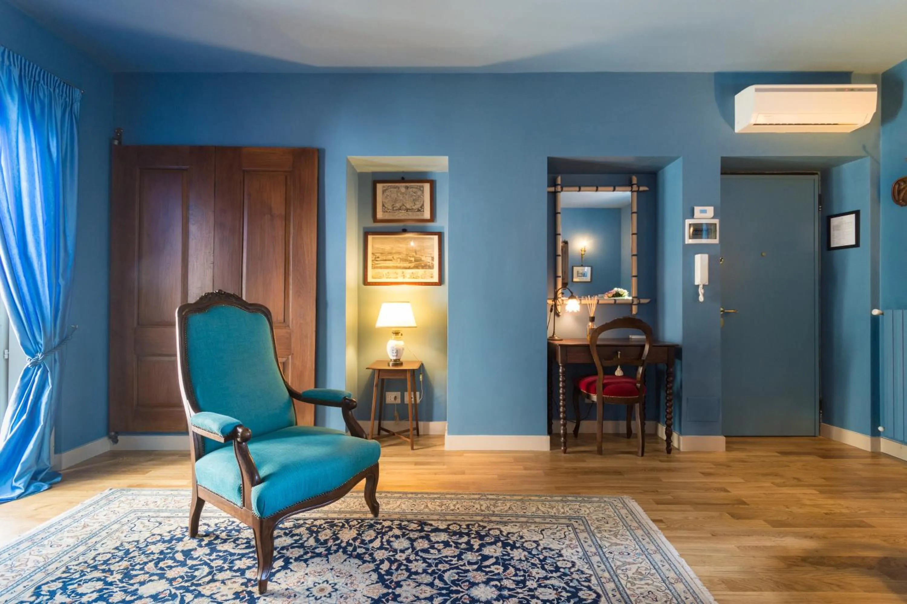 Living room in Porta Palace Apartments