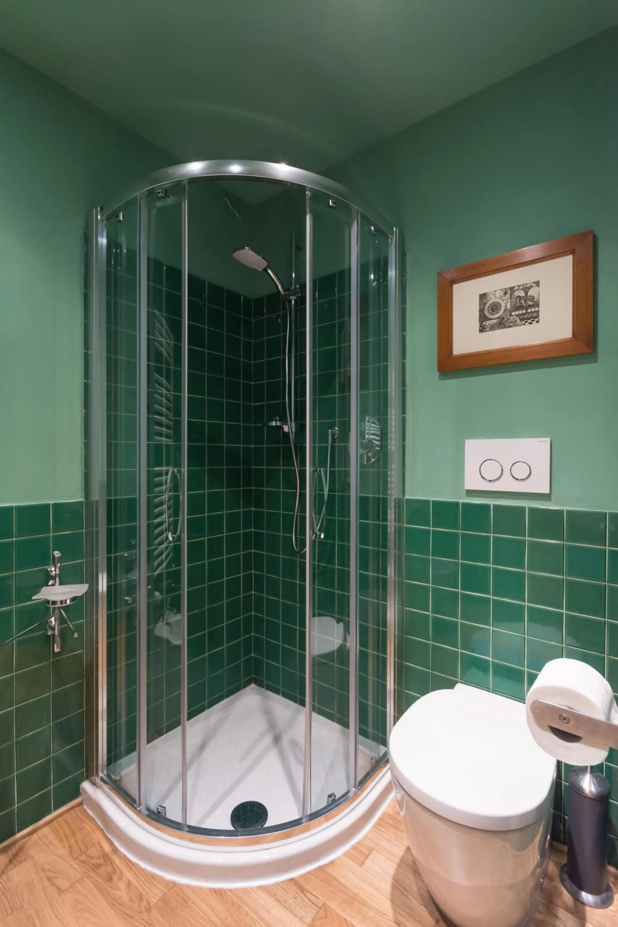 Shower in Porta Palace Apartments