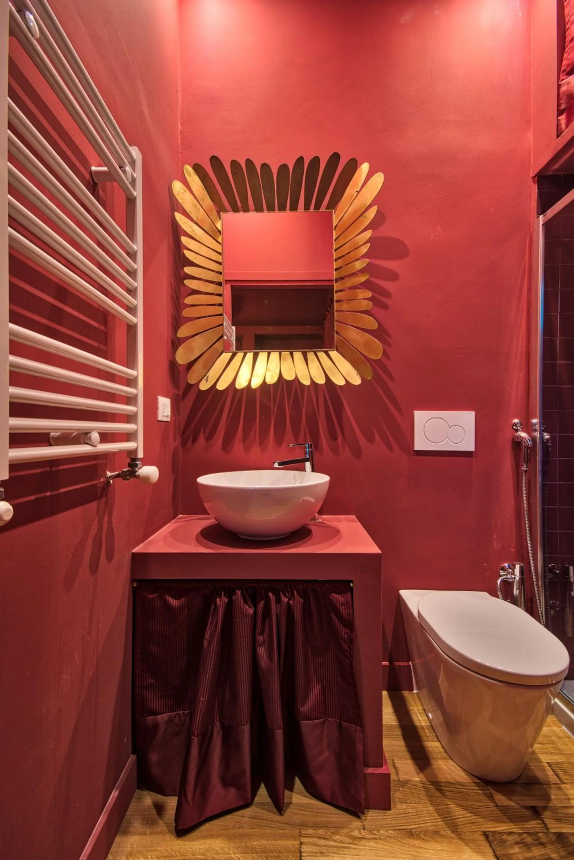 Bathroom in Porta Palace Apartments