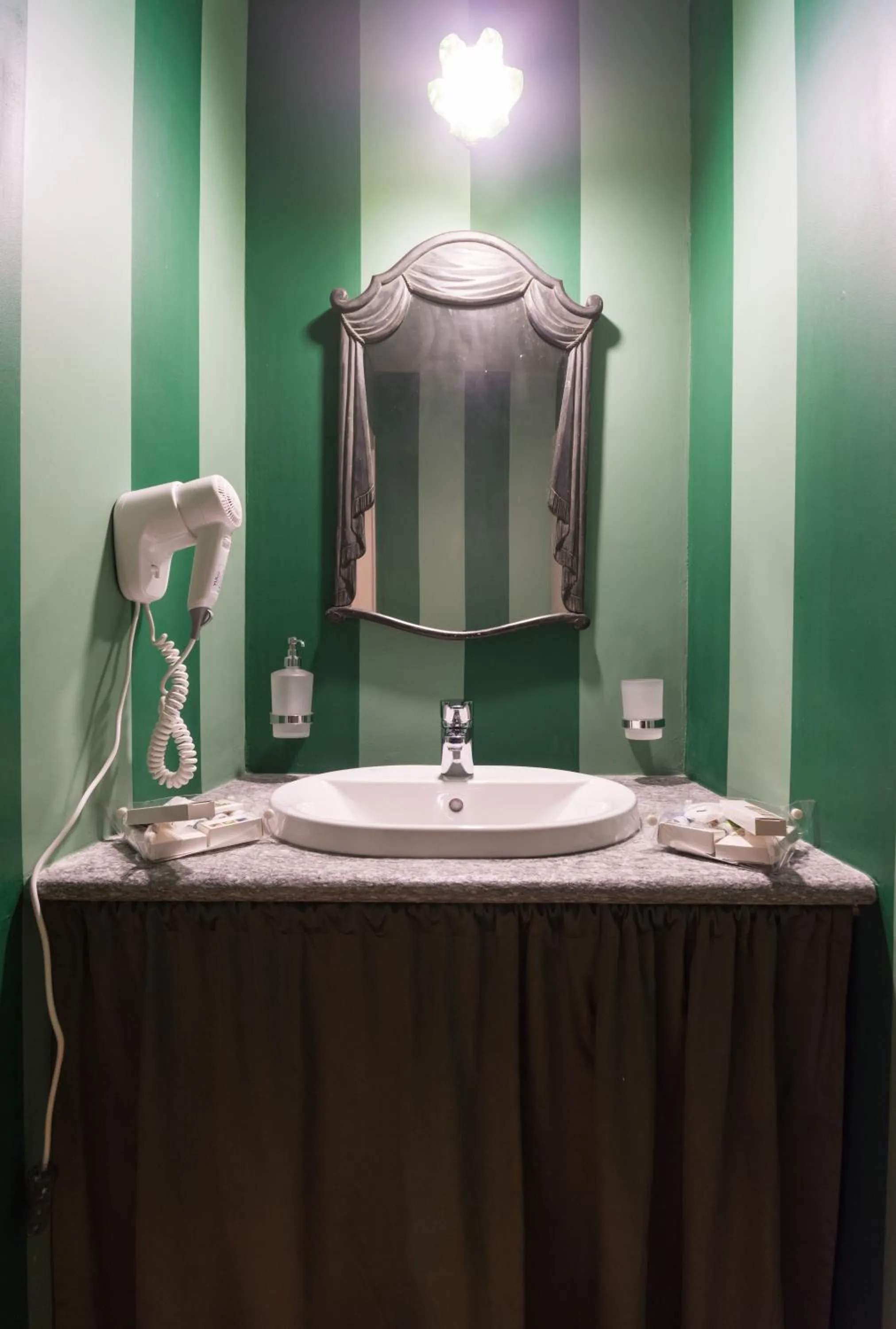 Bathroom in Porta Palace Apartments