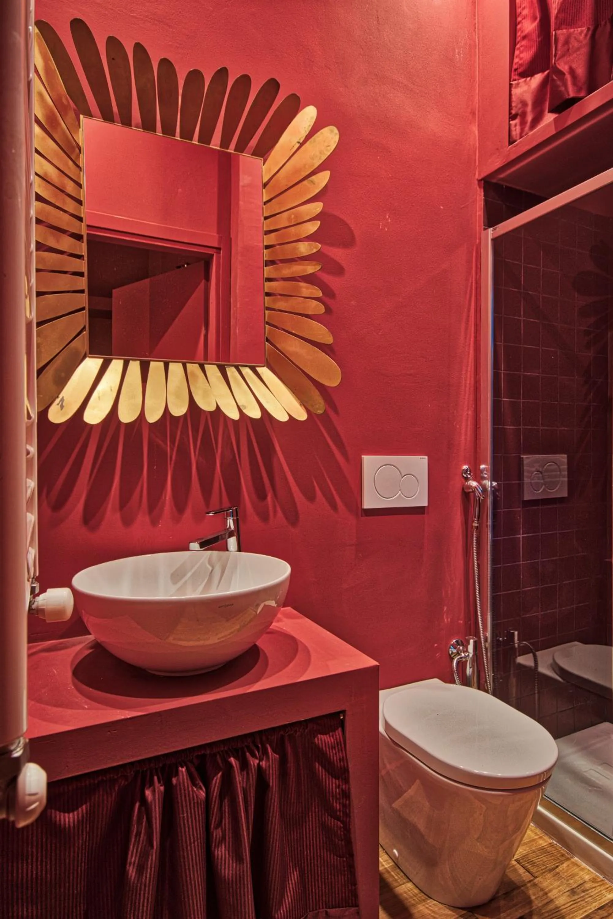 Toilet in Porta Palace Apartments